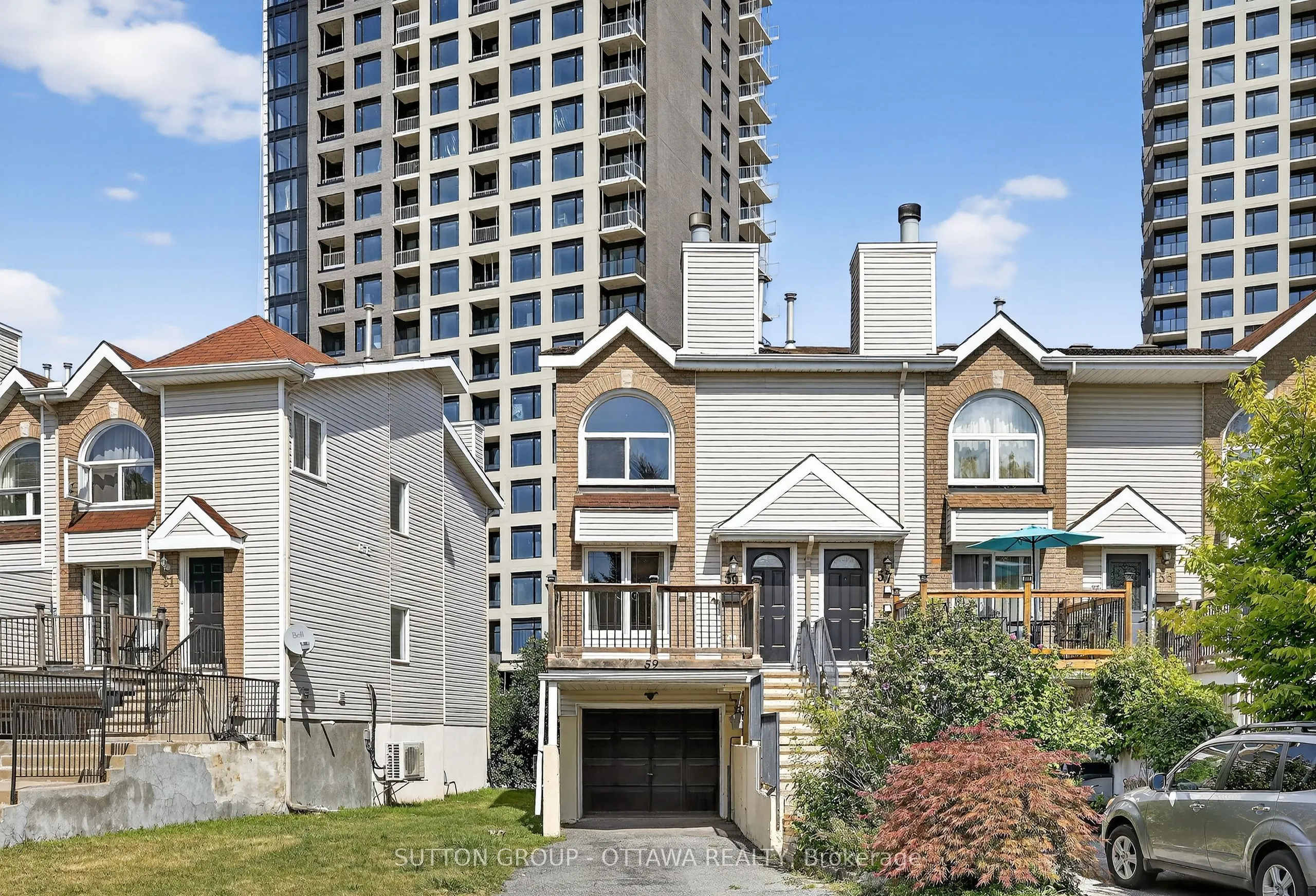 59 Thornbury Crescent