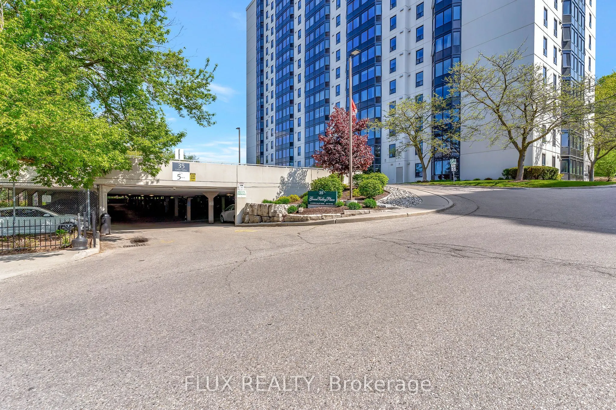 35 Green Valley Drive, #902