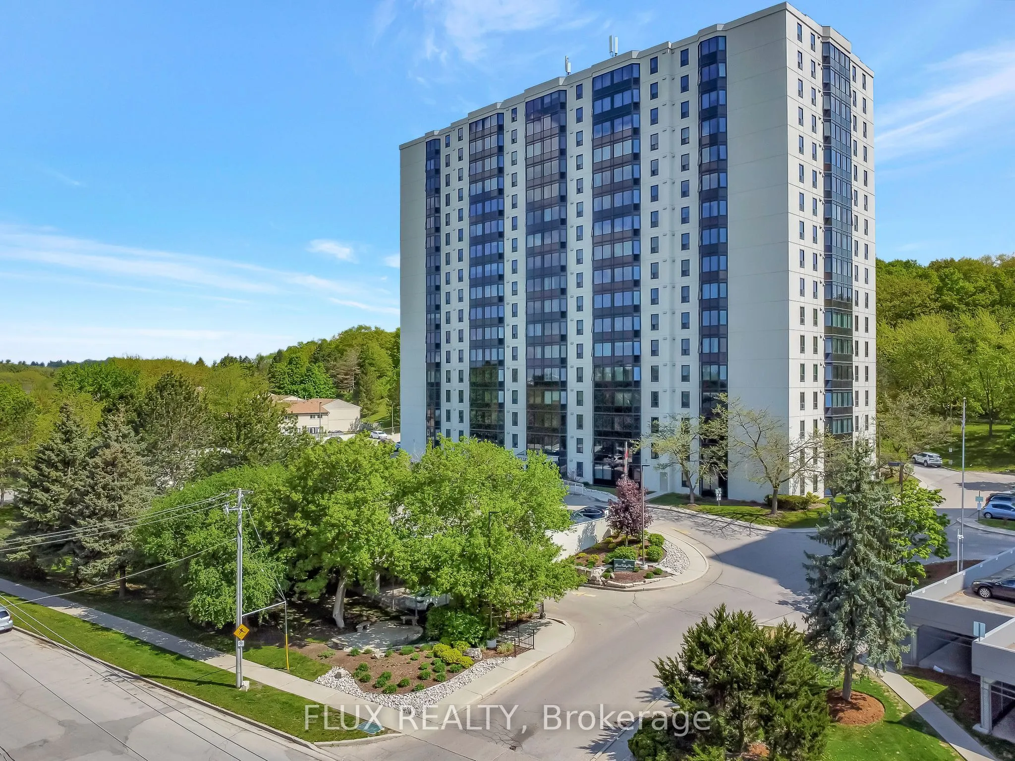 35 Green Valley Drive, #902
