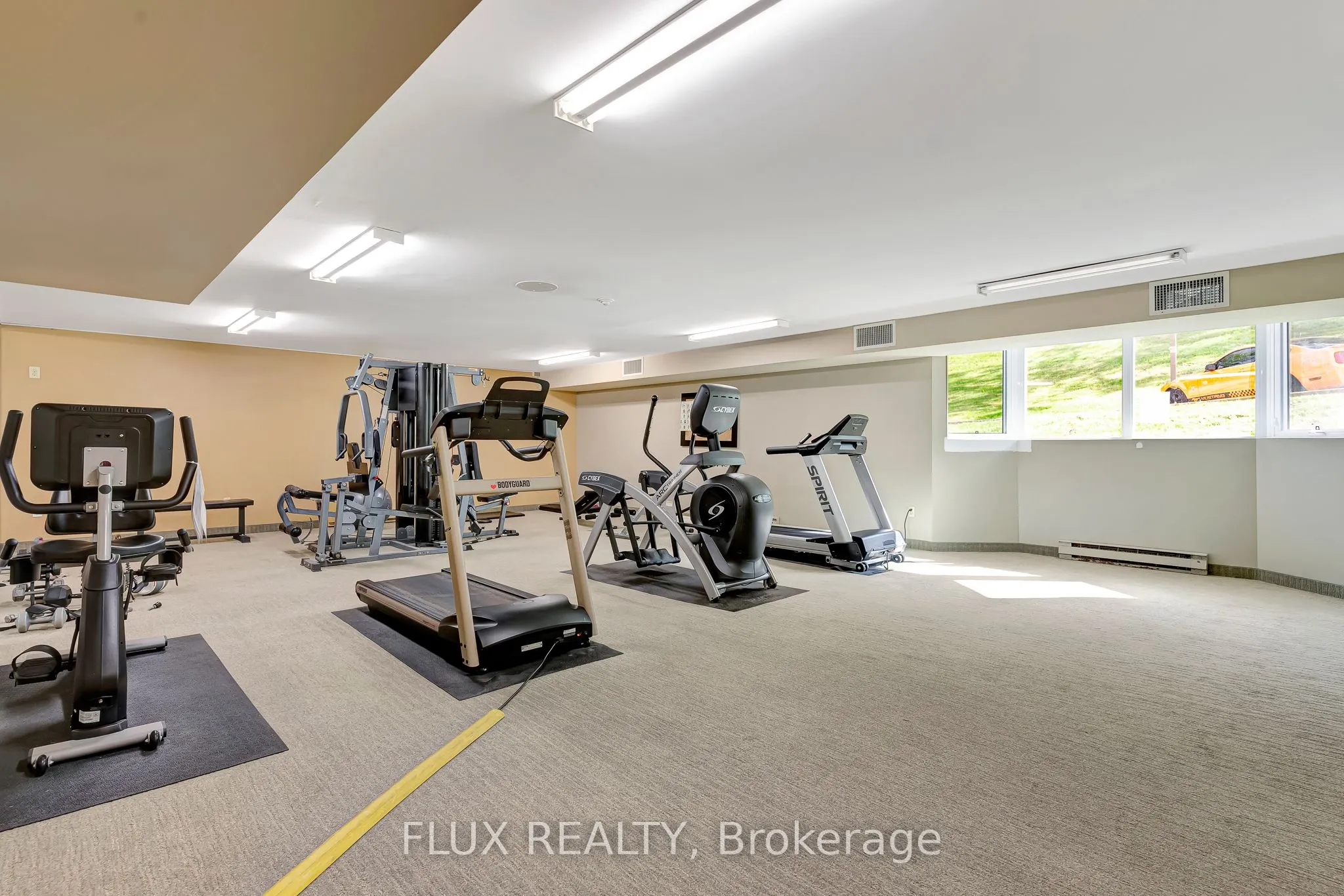 35 Green Valley Drive, #902
