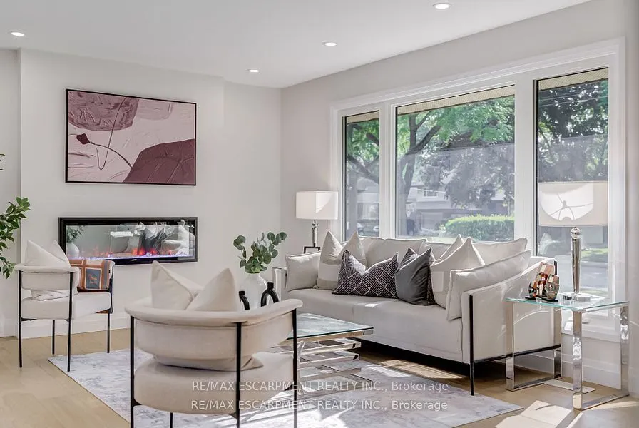 13 Skyland Drive