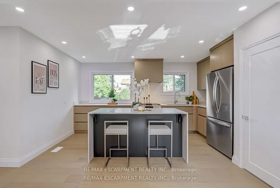 13 Skyland Drive