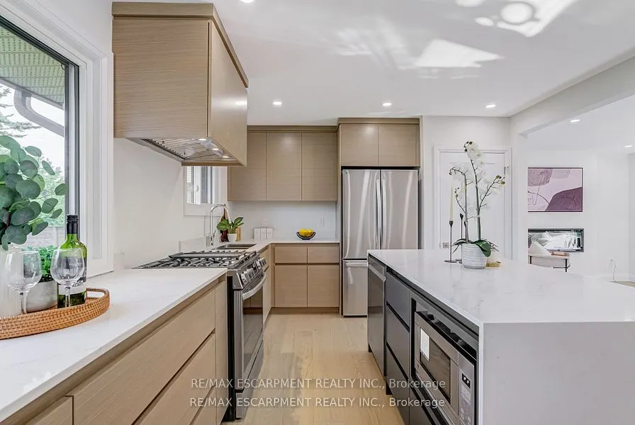 13 Skyland Drive
