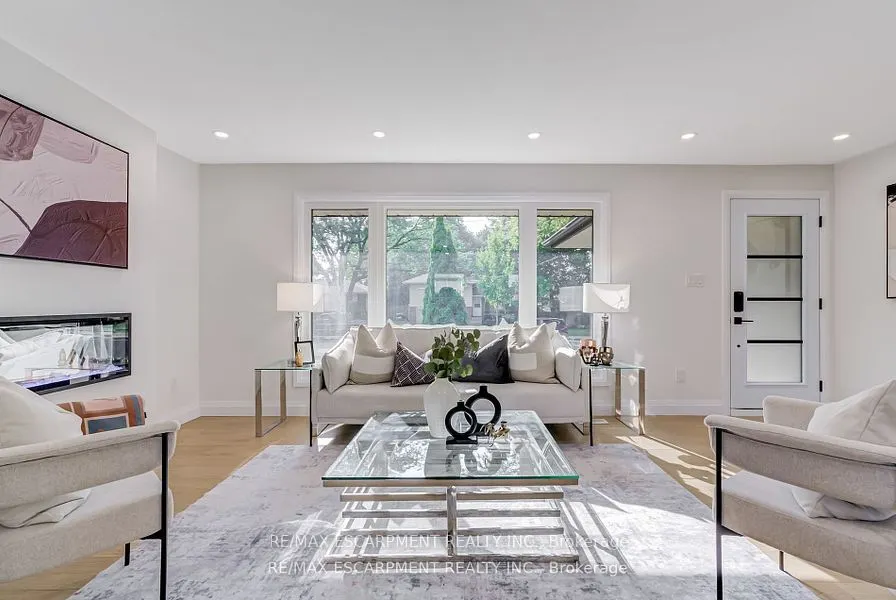 13 Skyland Drive