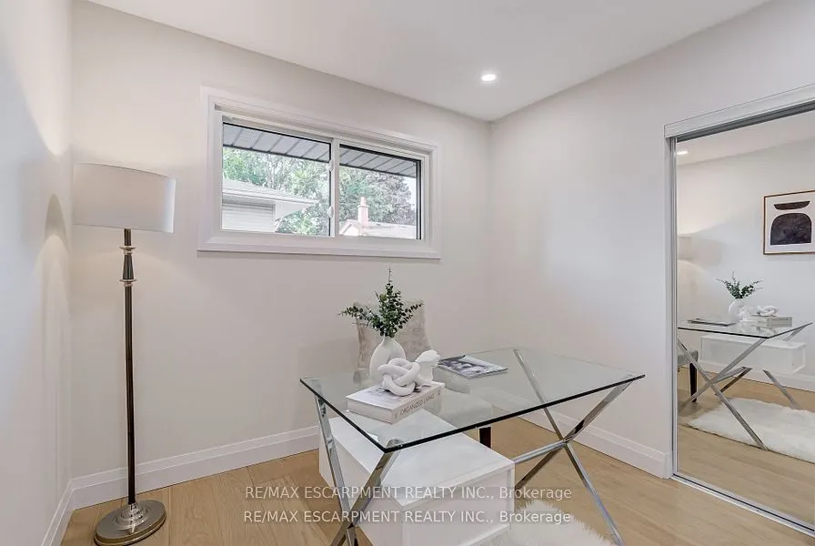 13 Skyland Drive