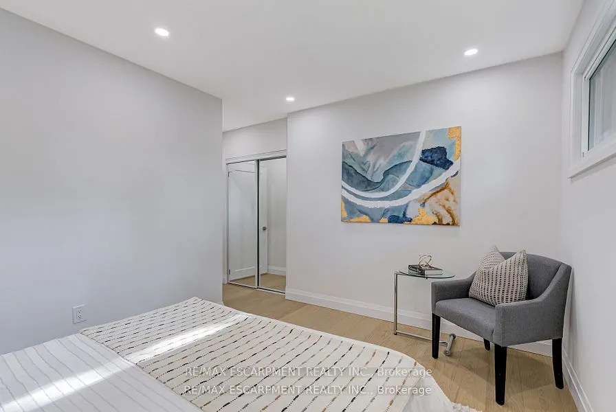 13 Skyland Drive