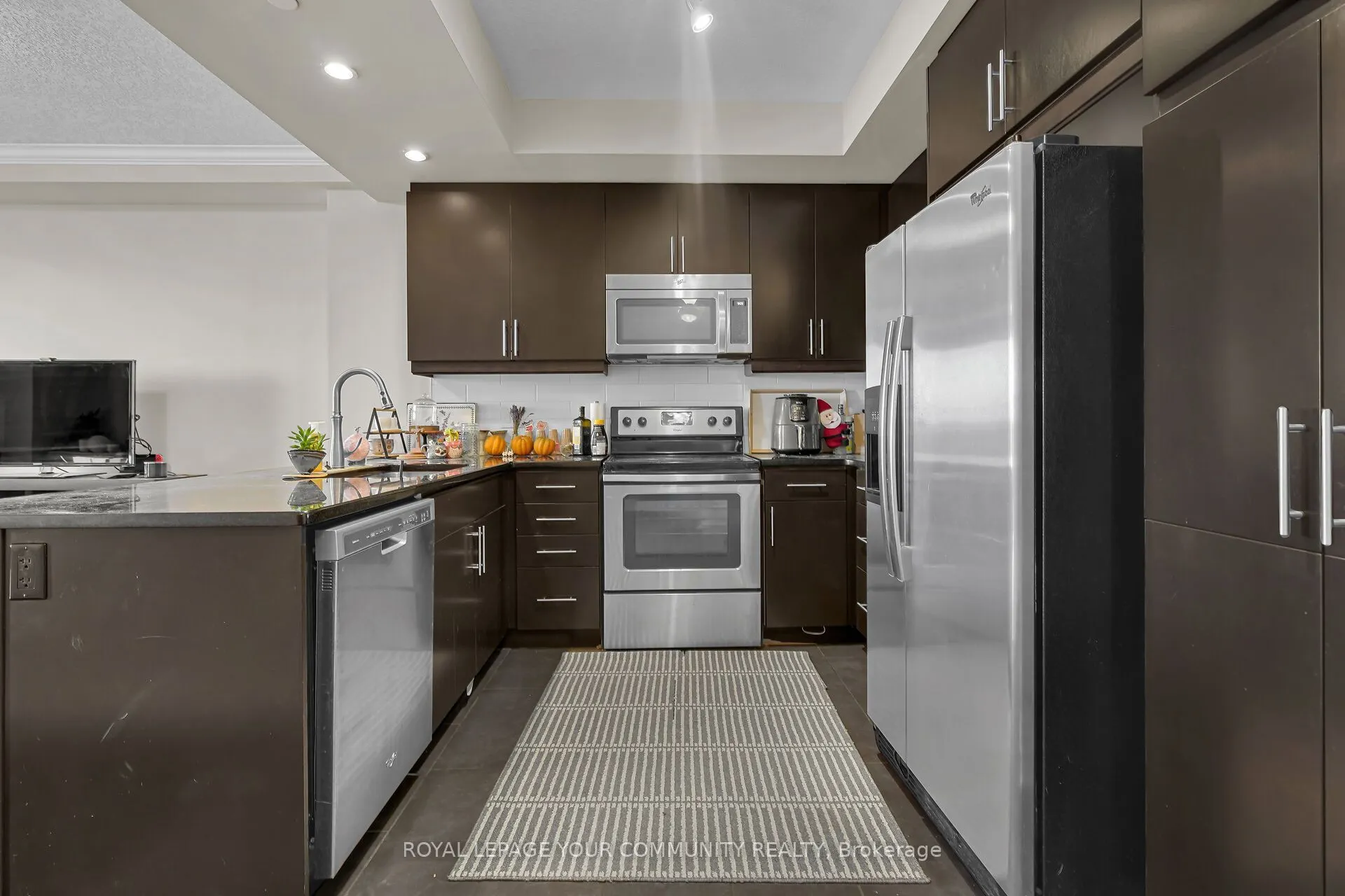 330 Ridout Street N, #1105