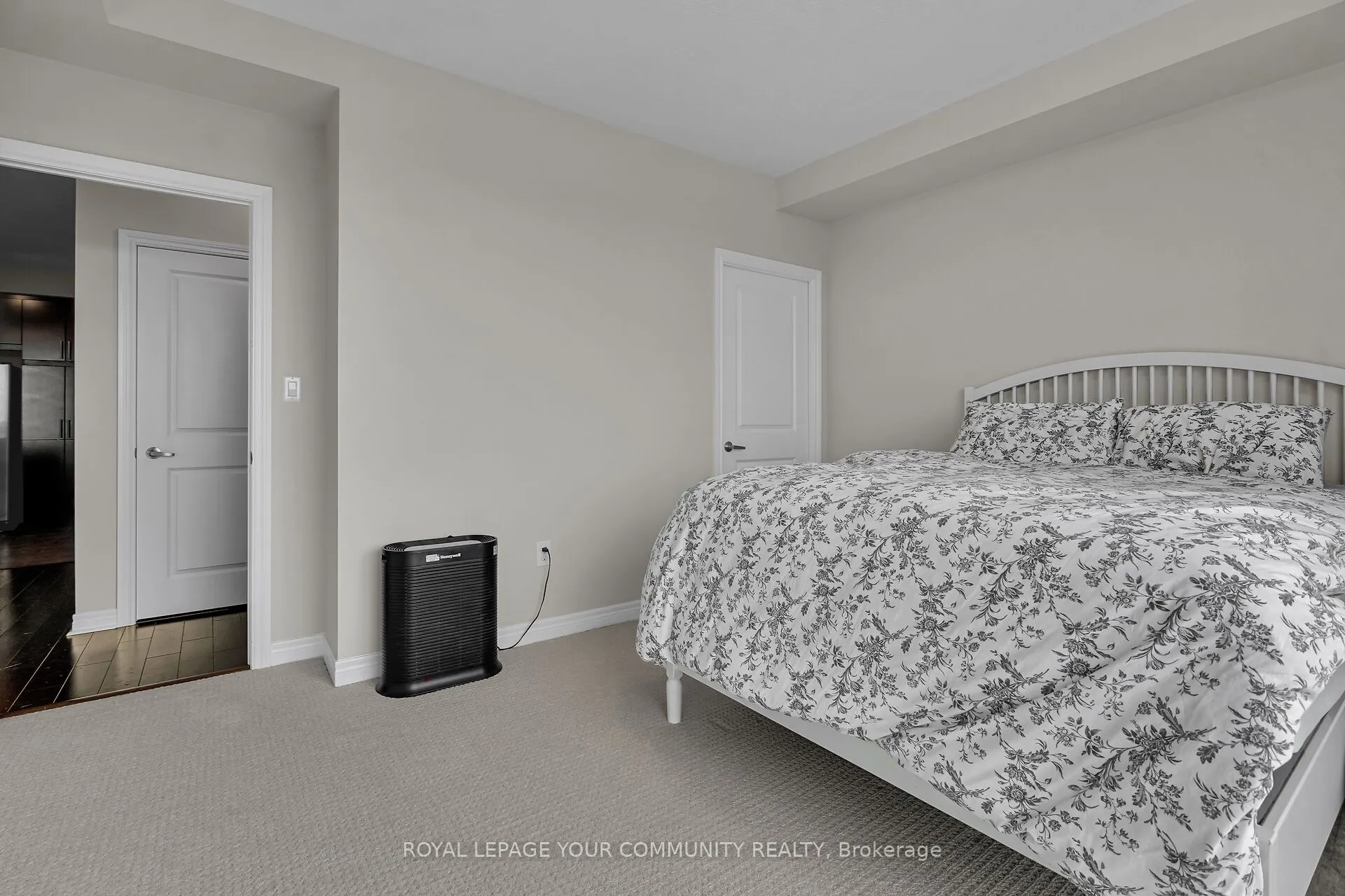 330 Ridout Street N, #1105