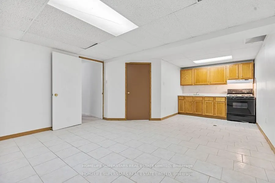 1565 Hastings Drive