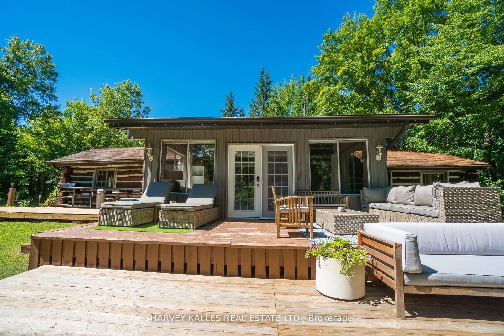 1053 Sherwood Forest Road