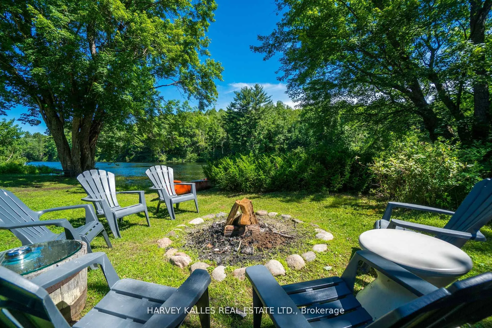 1053 Sherwood Forest Road