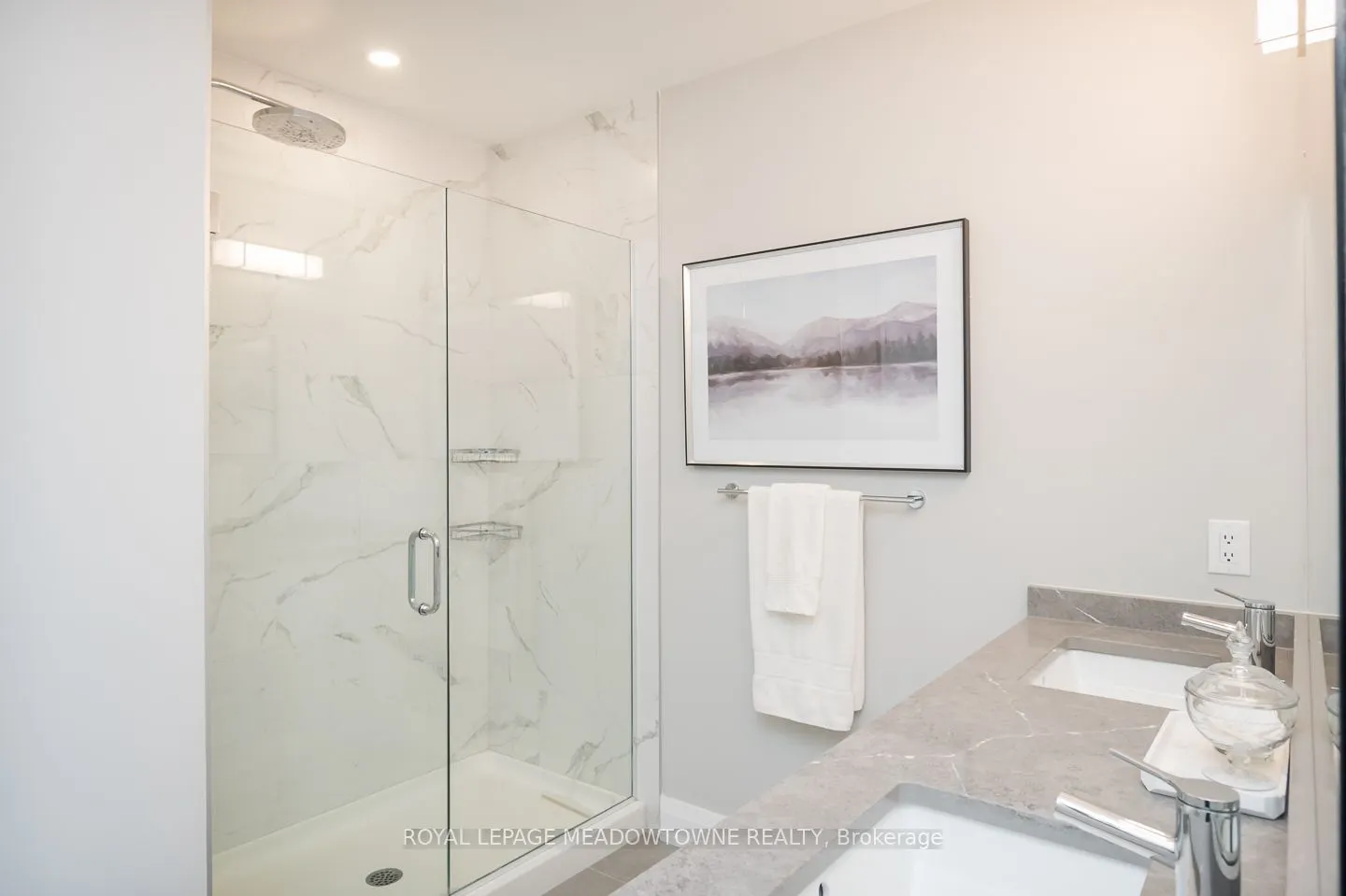 71 Wyndham Street S, #1301