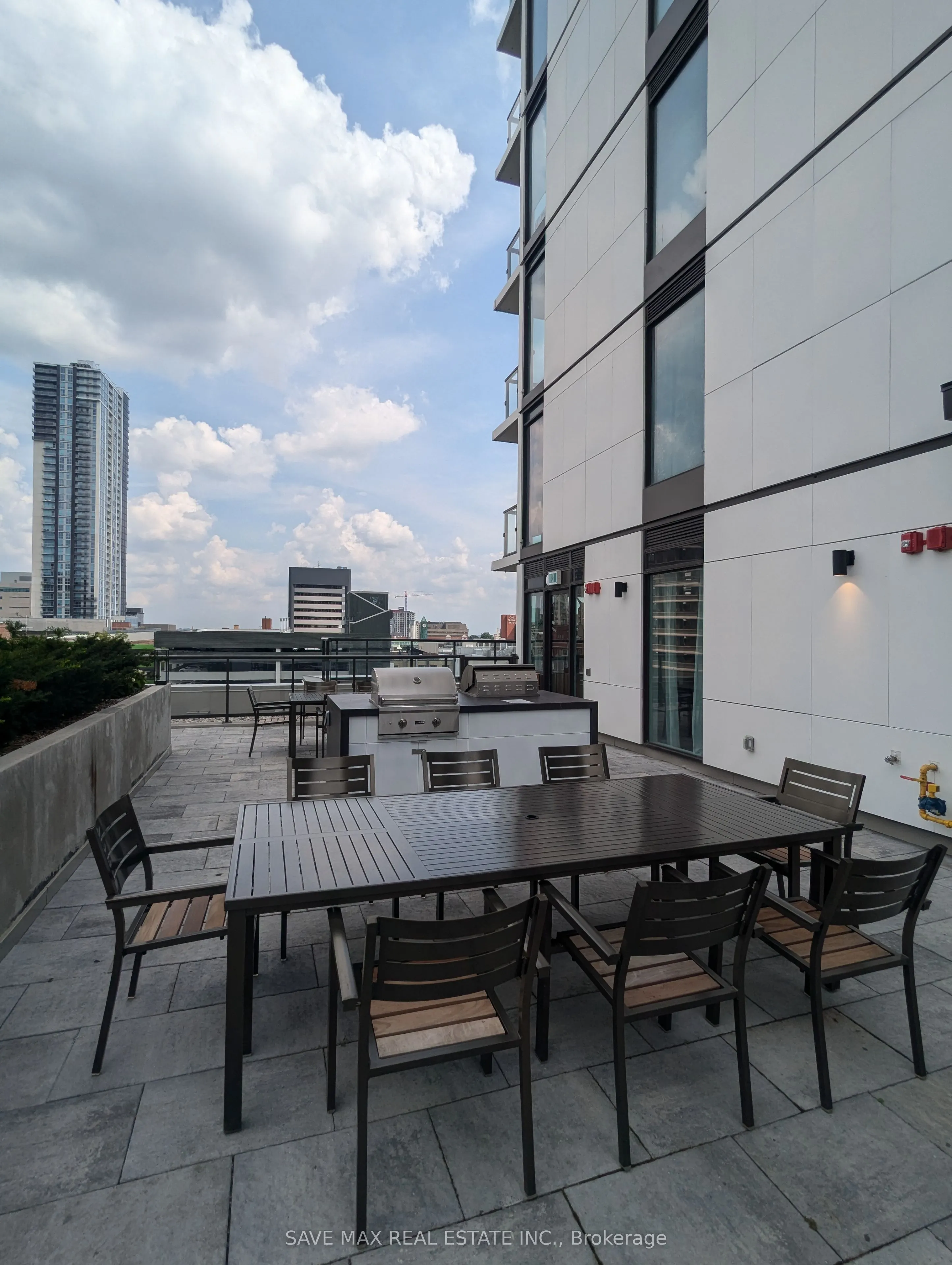 55 Duke Street W, #2309