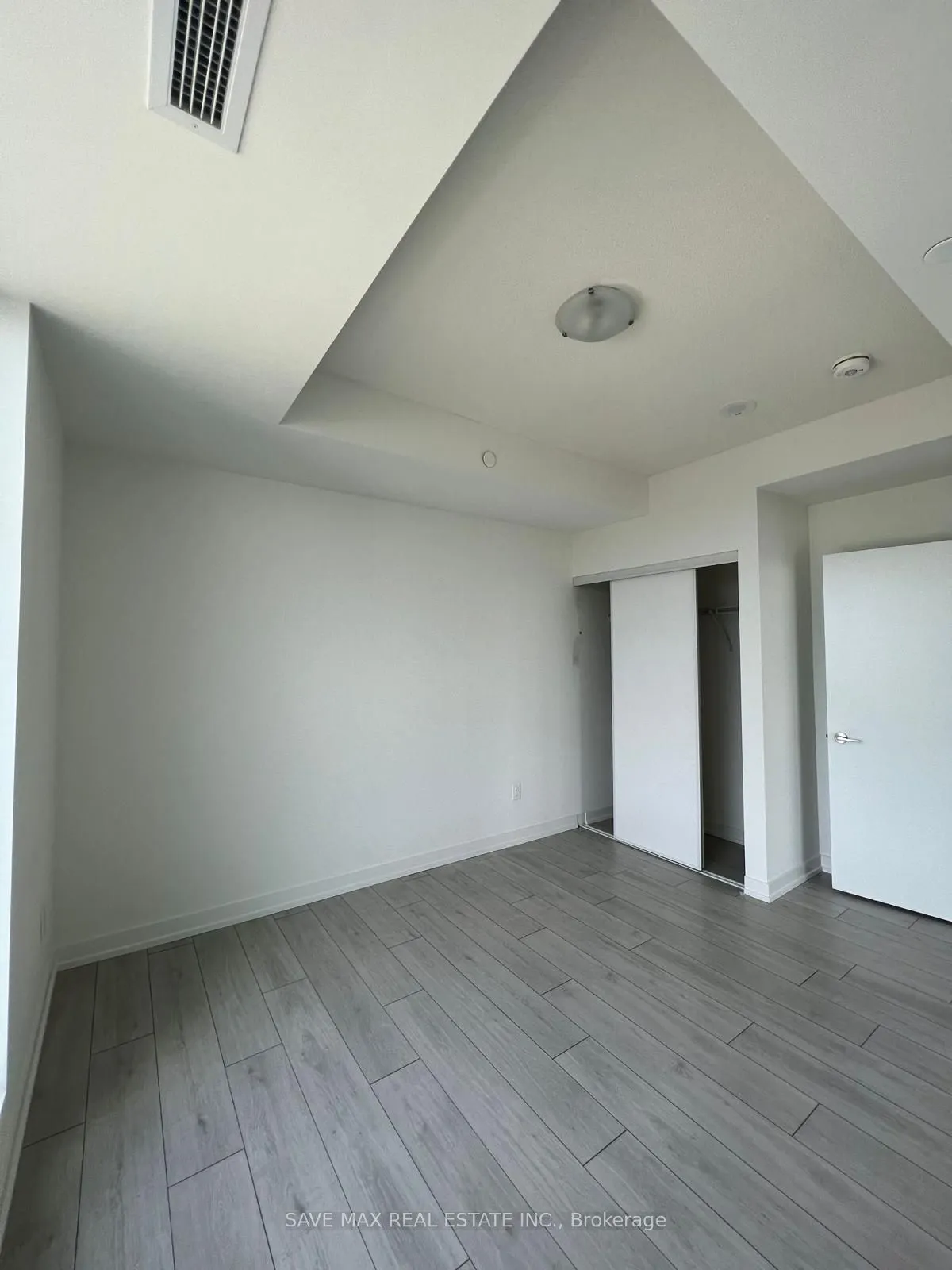 55 Duke Street W, #2309