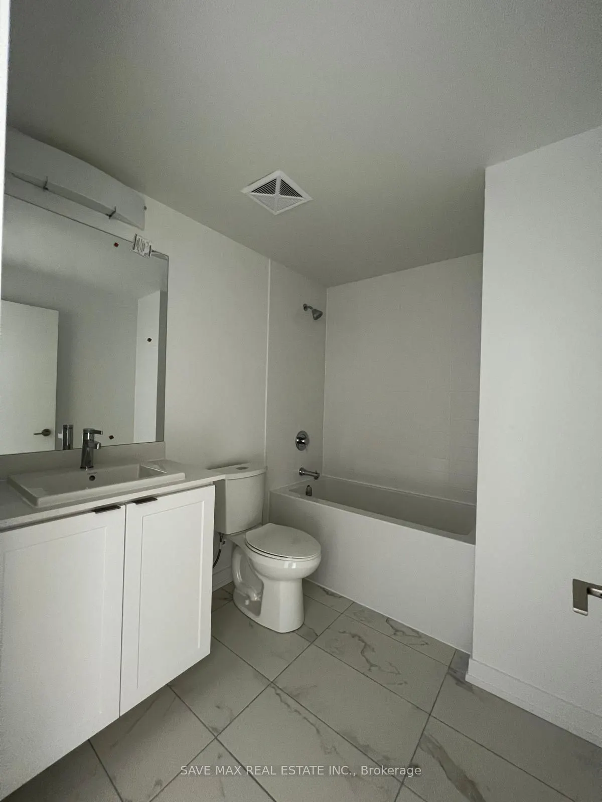 55 Duke Street W, #2309