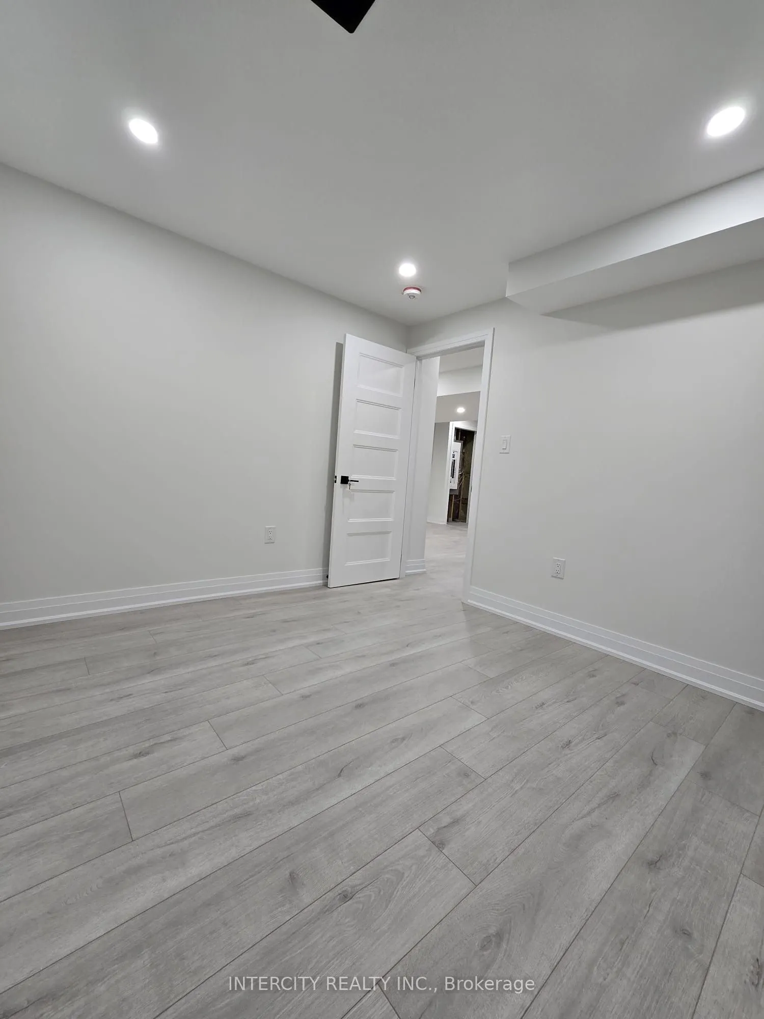 181 Forestwalk Street