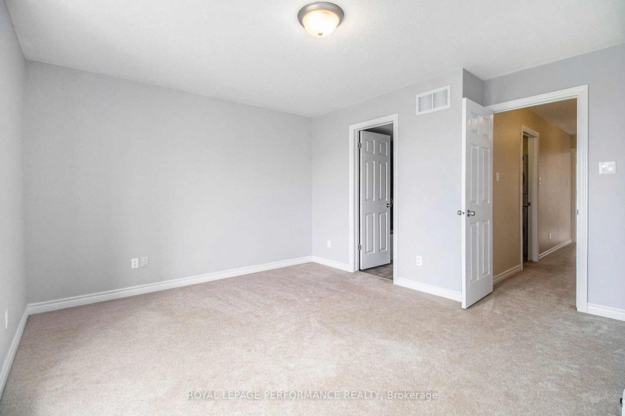 772 Lakeridge Drive, #40