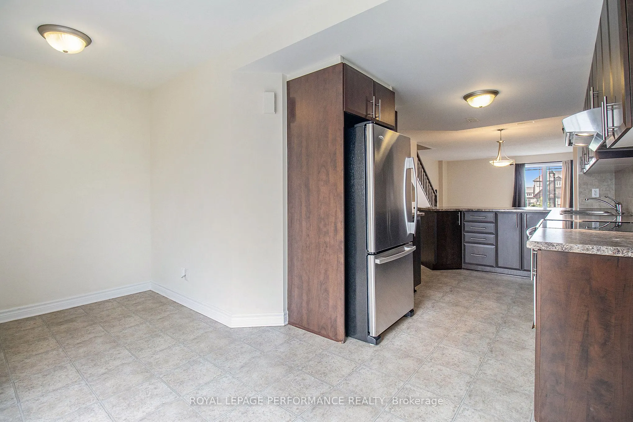 772 Lakeridge Drive, #40