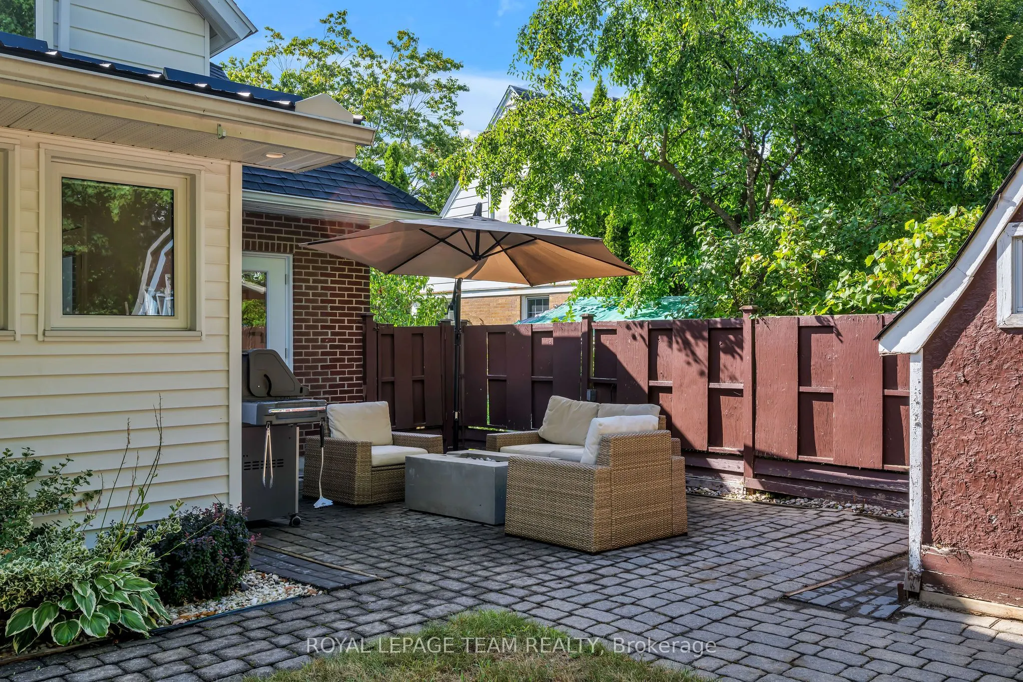 2233 BEAVER Avenue