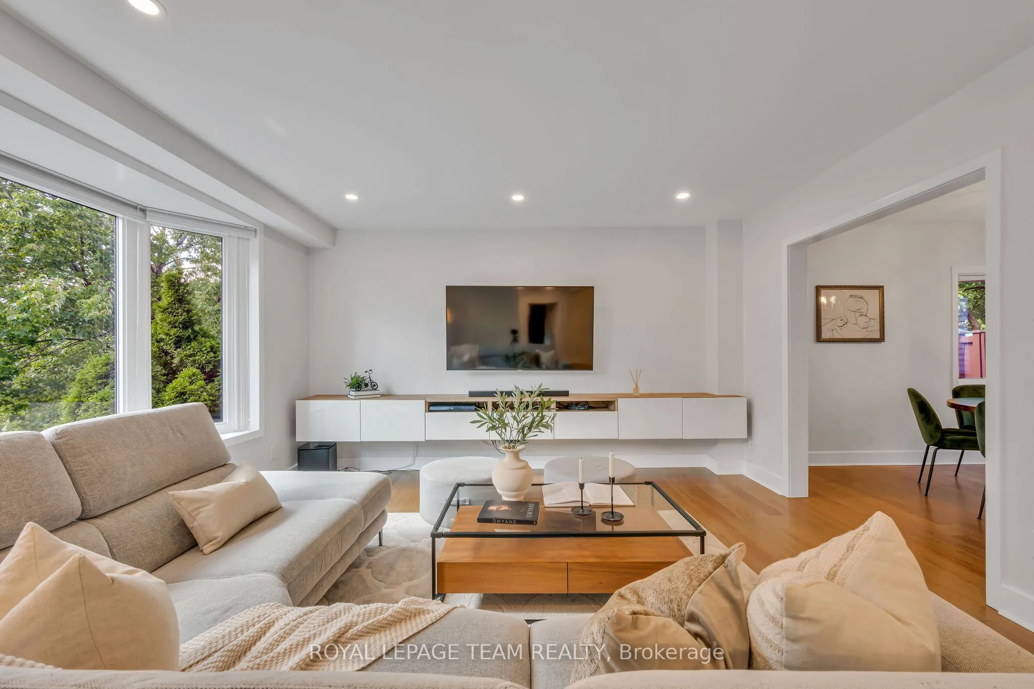 2233 BEAVER Avenue