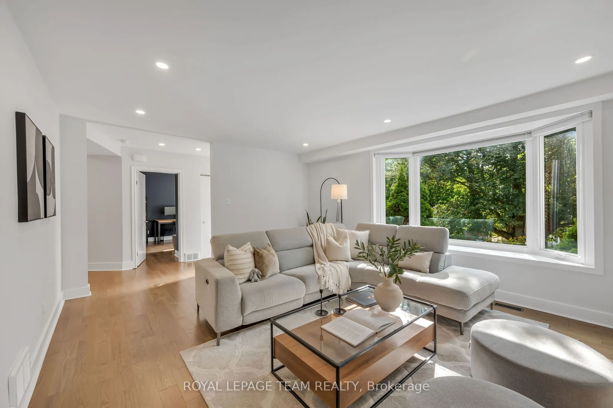 2233 BEAVER Avenue