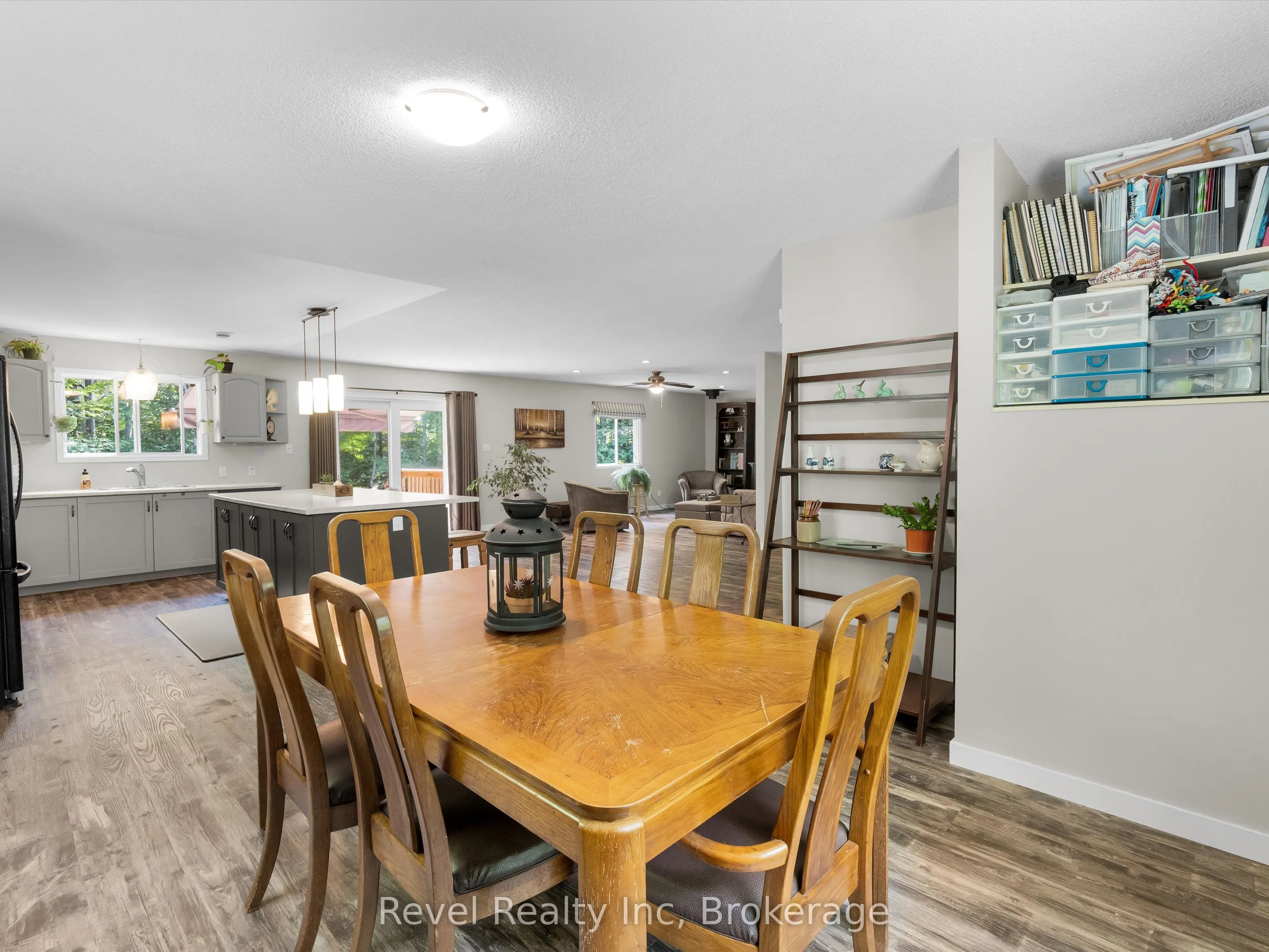 1326 Echo Lake Road
