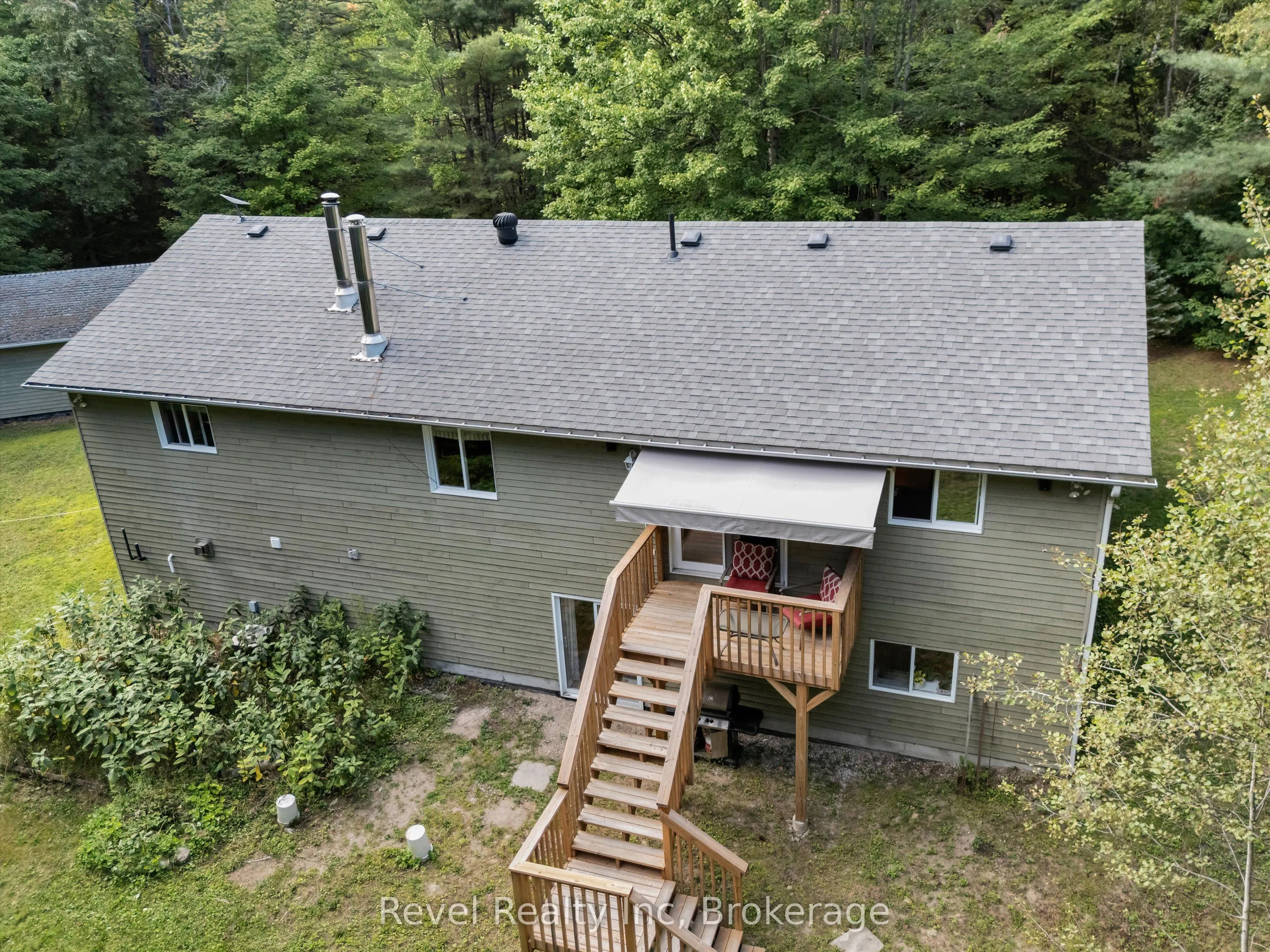 1326 Echo Lake Road