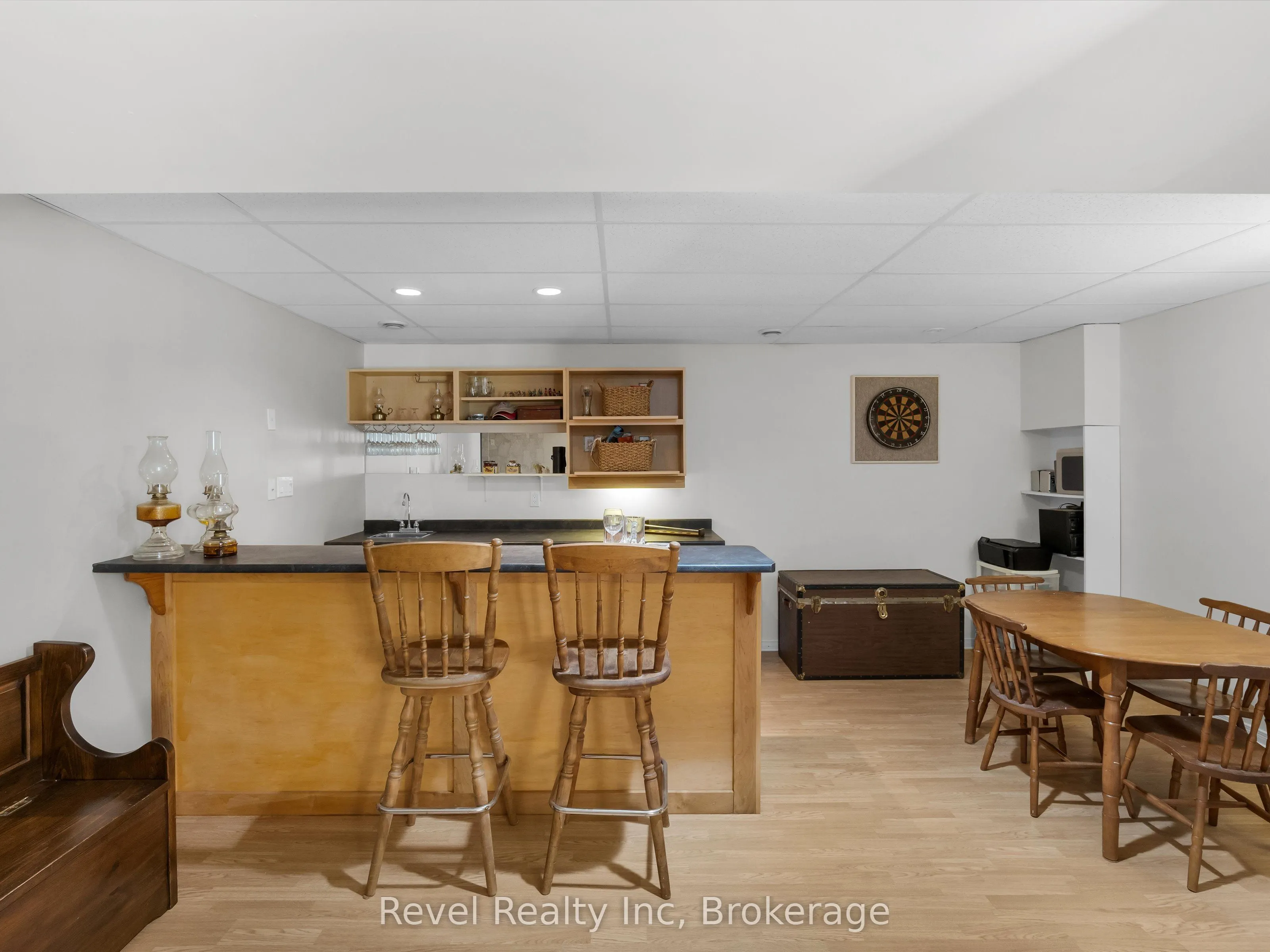 1326 Echo Lake Road