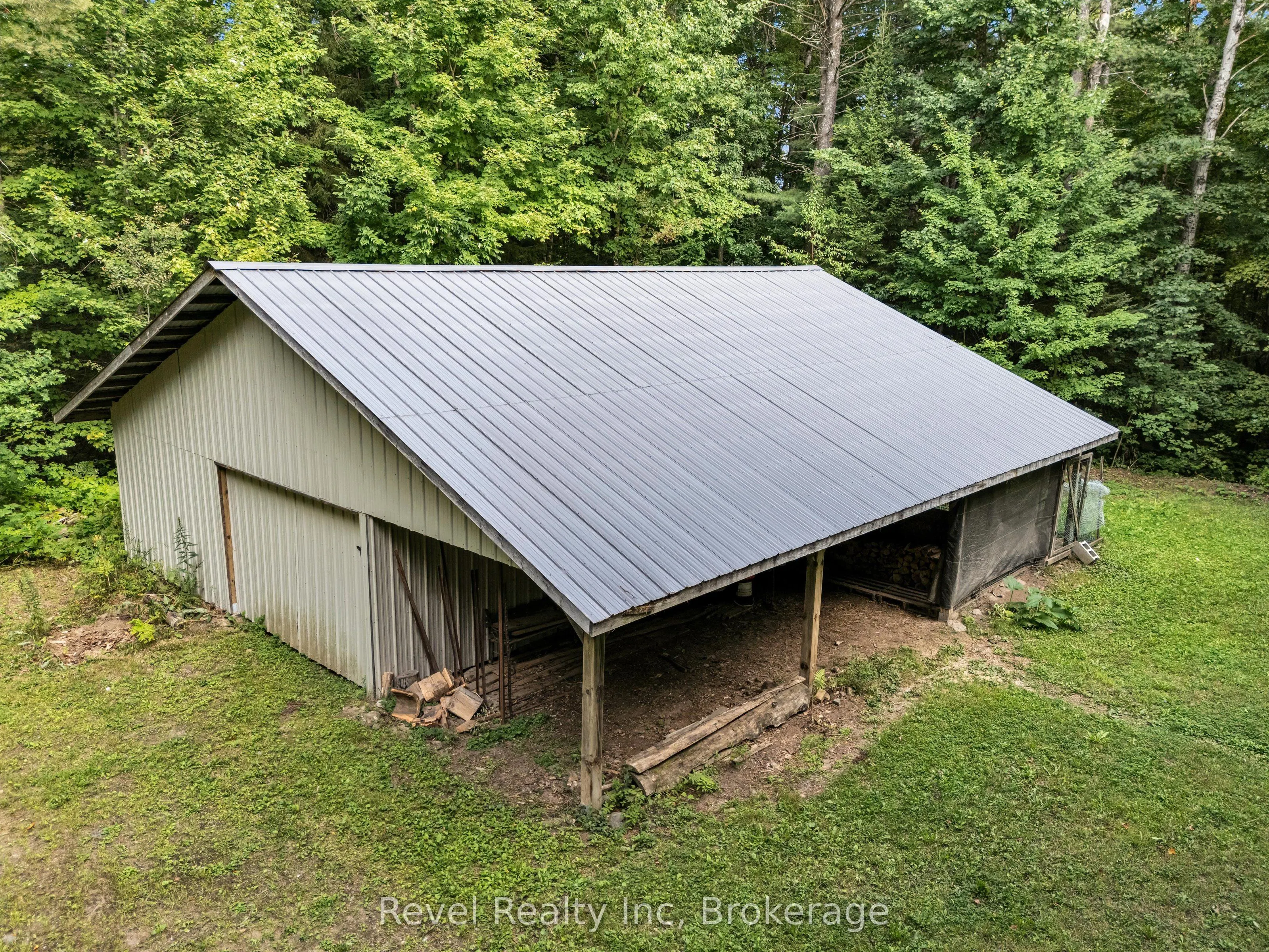 1326 Echo Lake Road