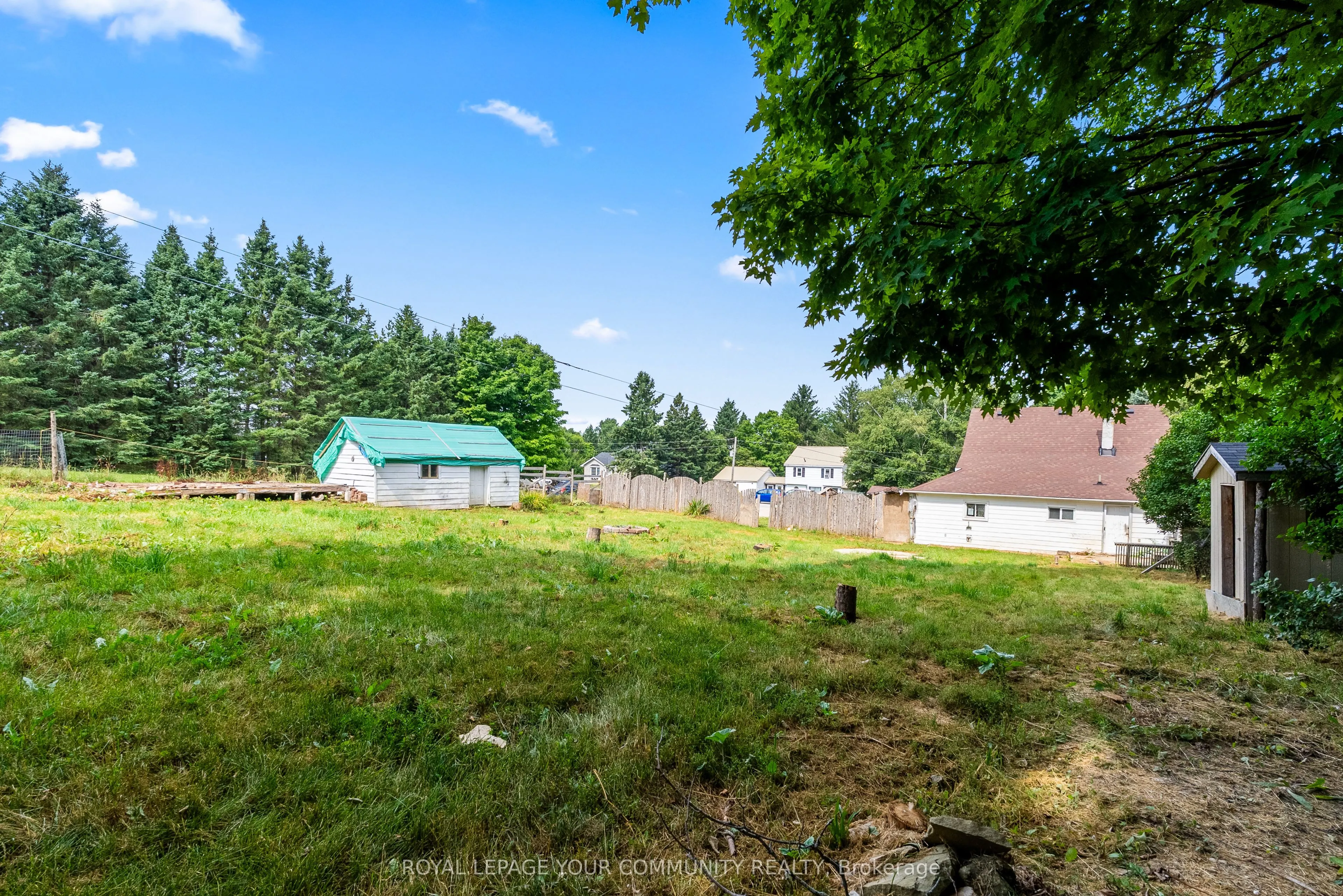 500218 GREY ROAD 12