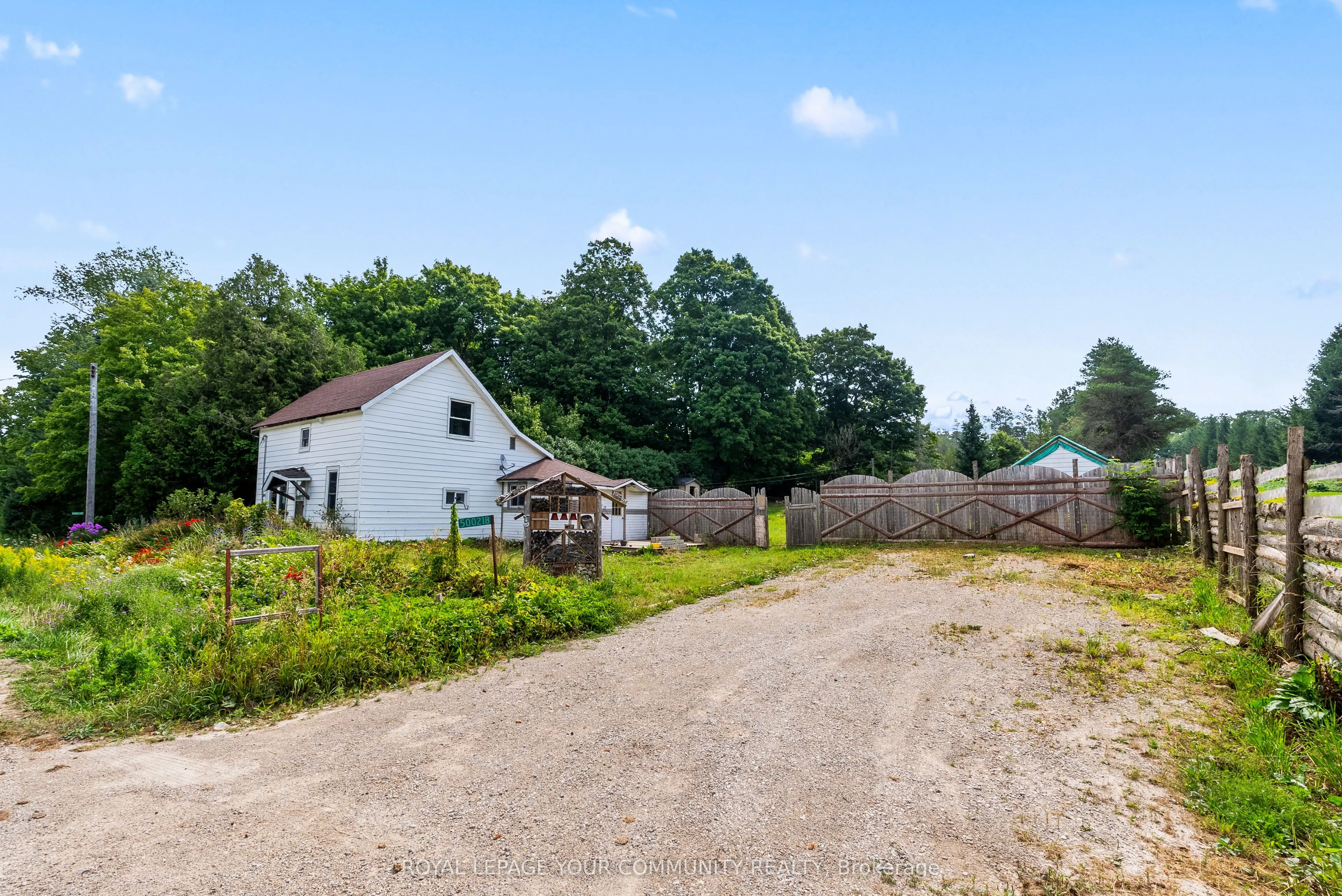 500218 GREY ROAD 12