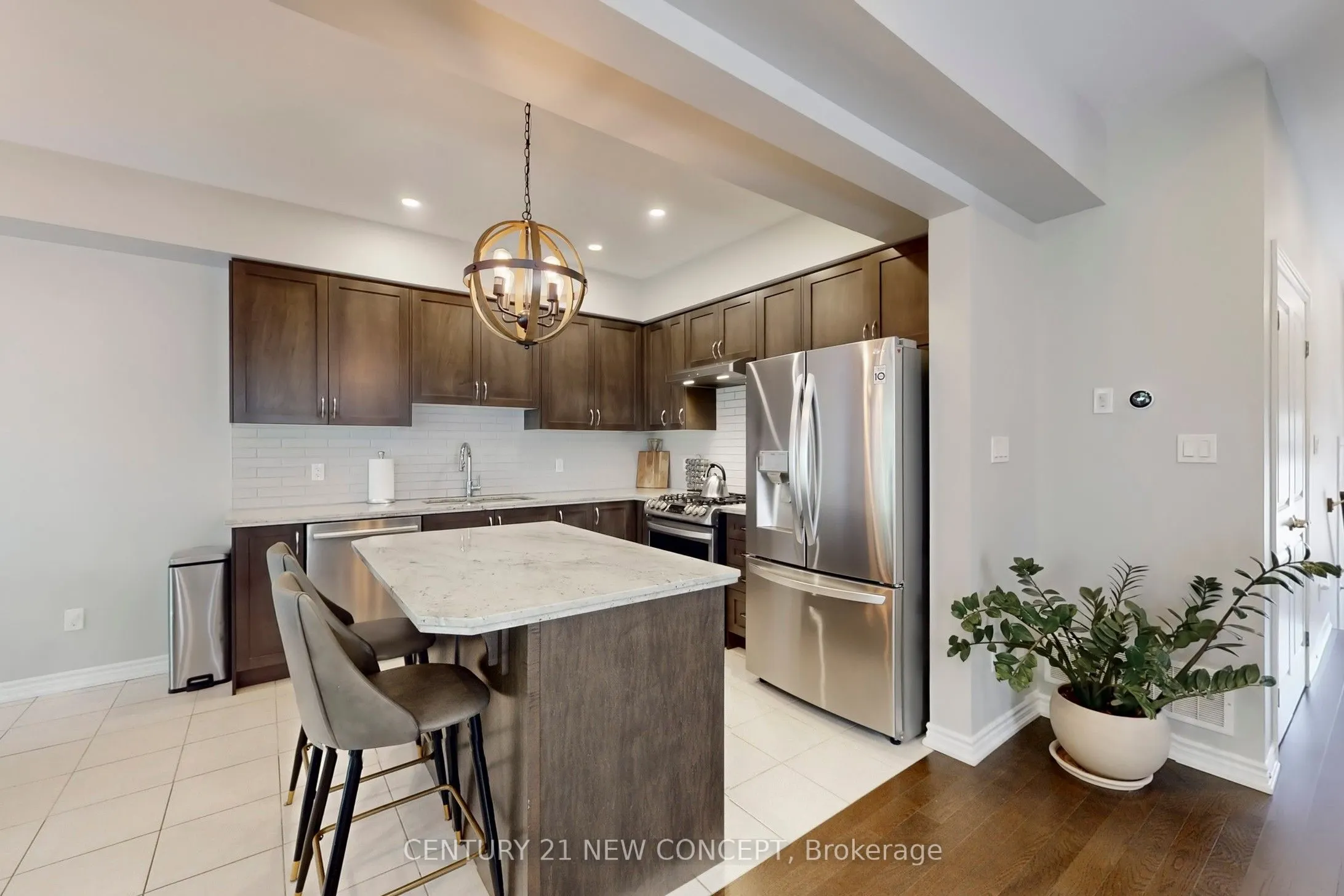 515 Garner Road W, #28