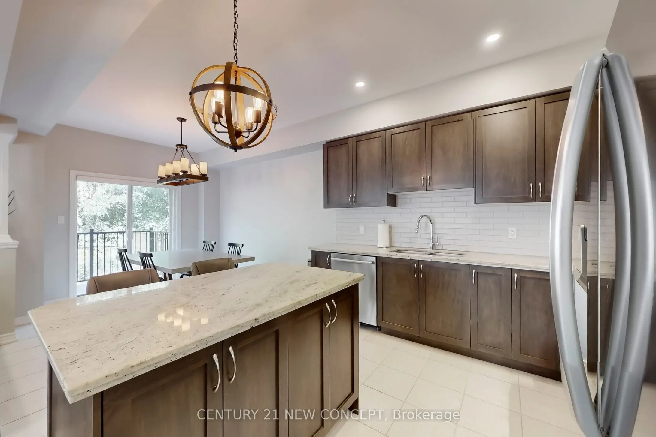 515 Garner Road W, #28