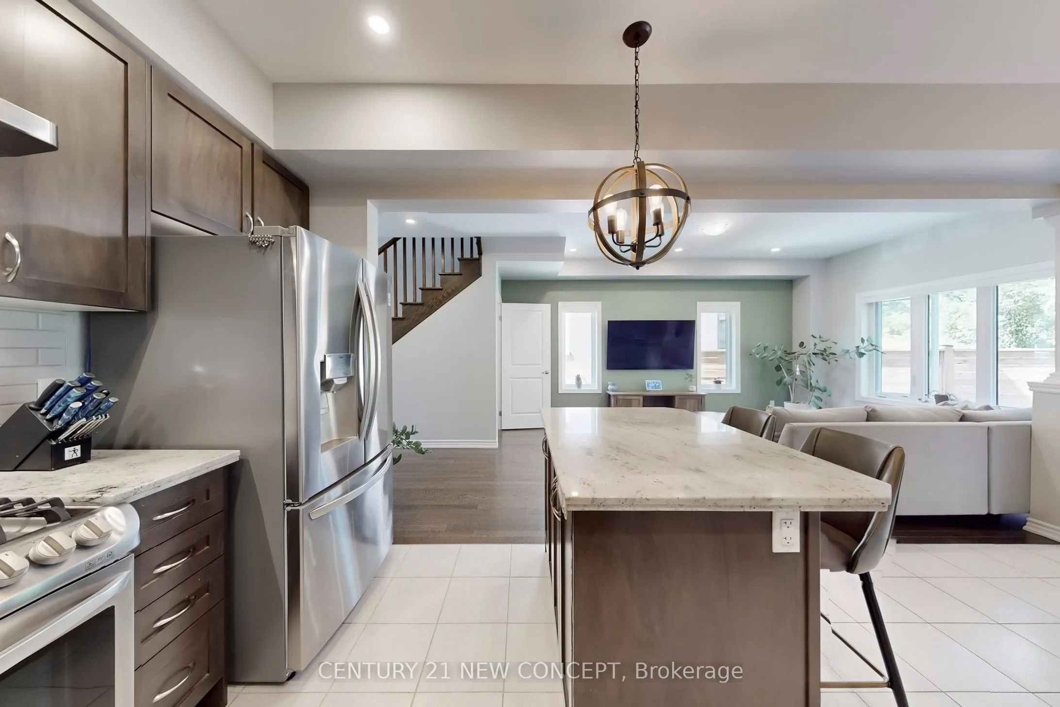 515 Garner Road W, #28