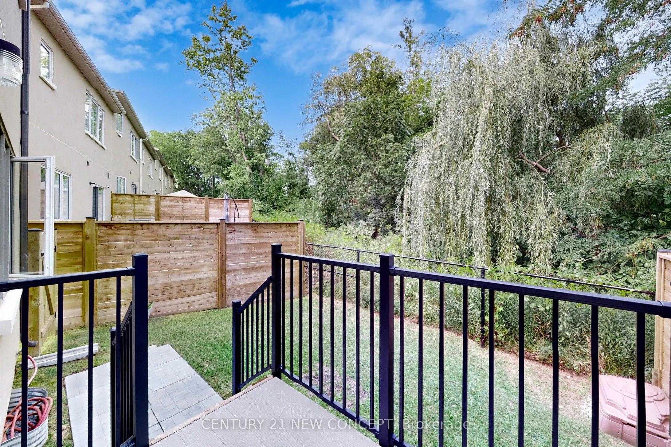 515 Garner Road W, #28
