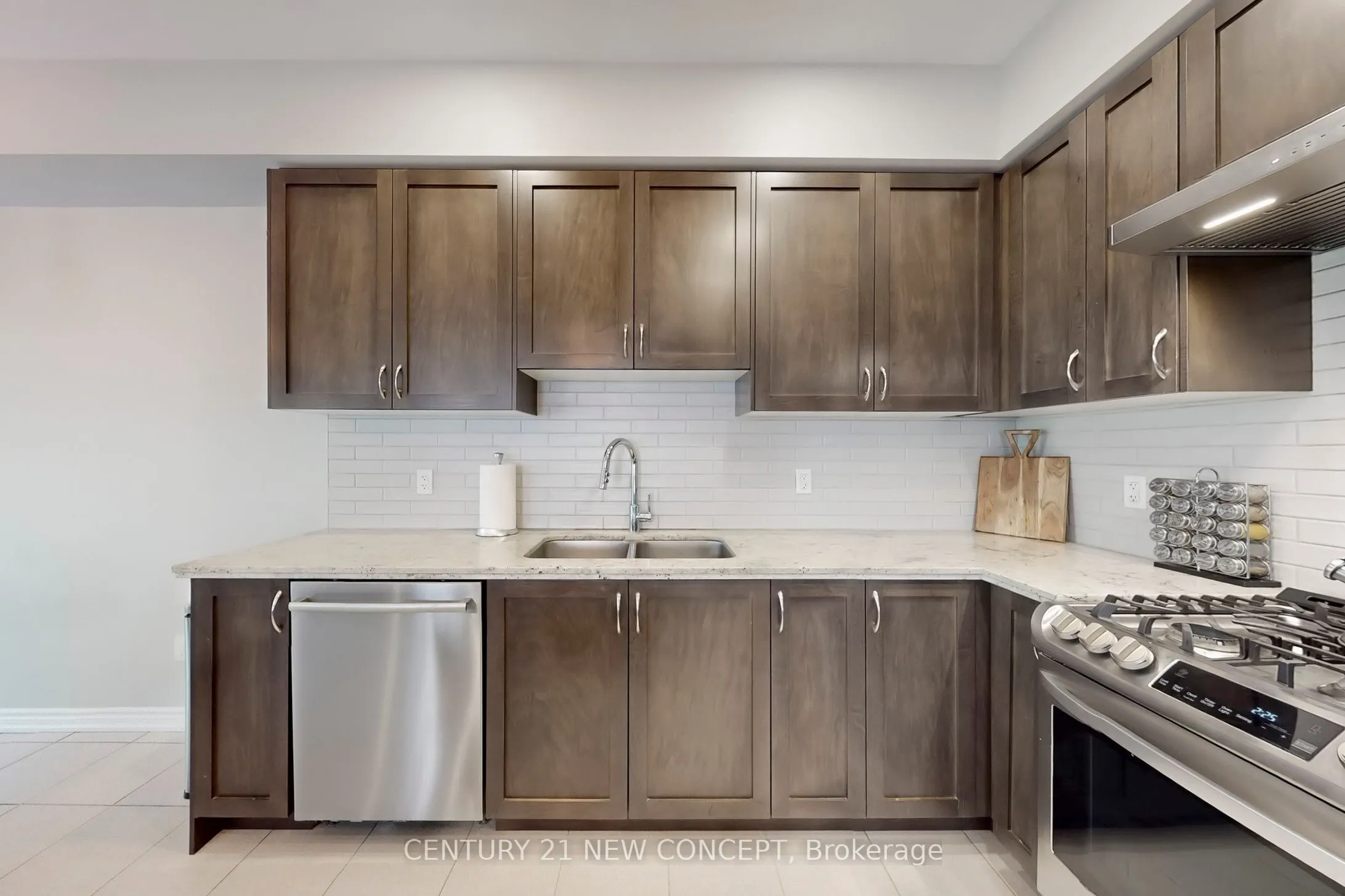 515 Garner Road W, #28