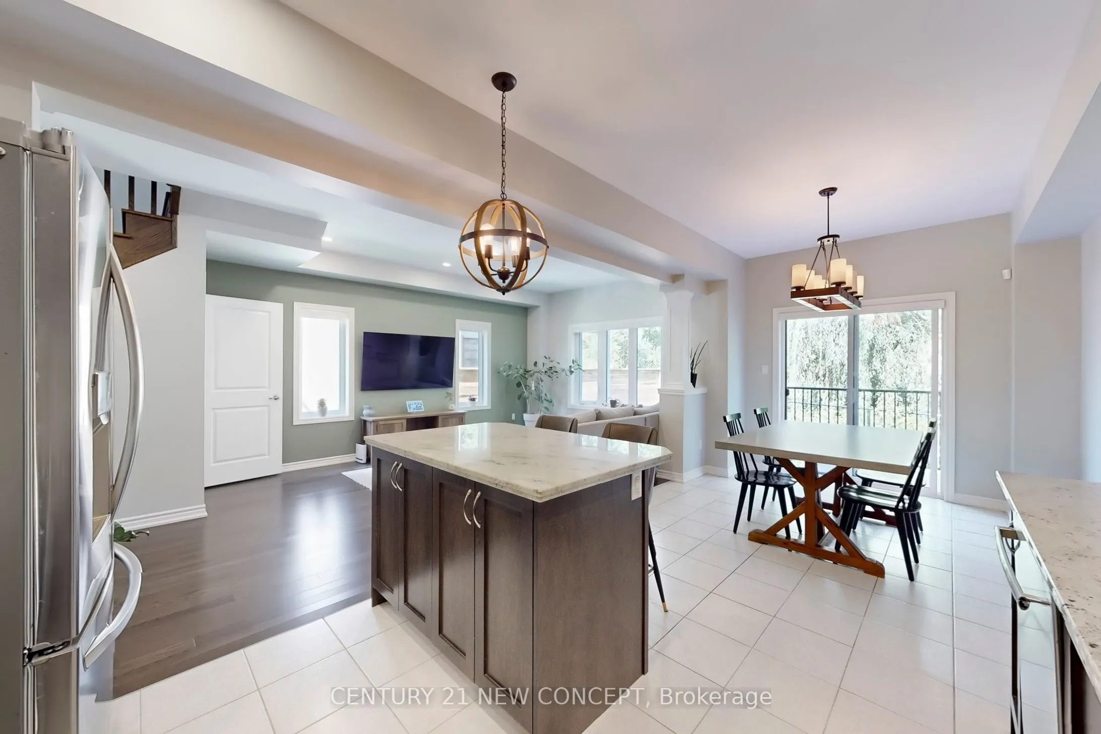 515 Garner Road W, #28
