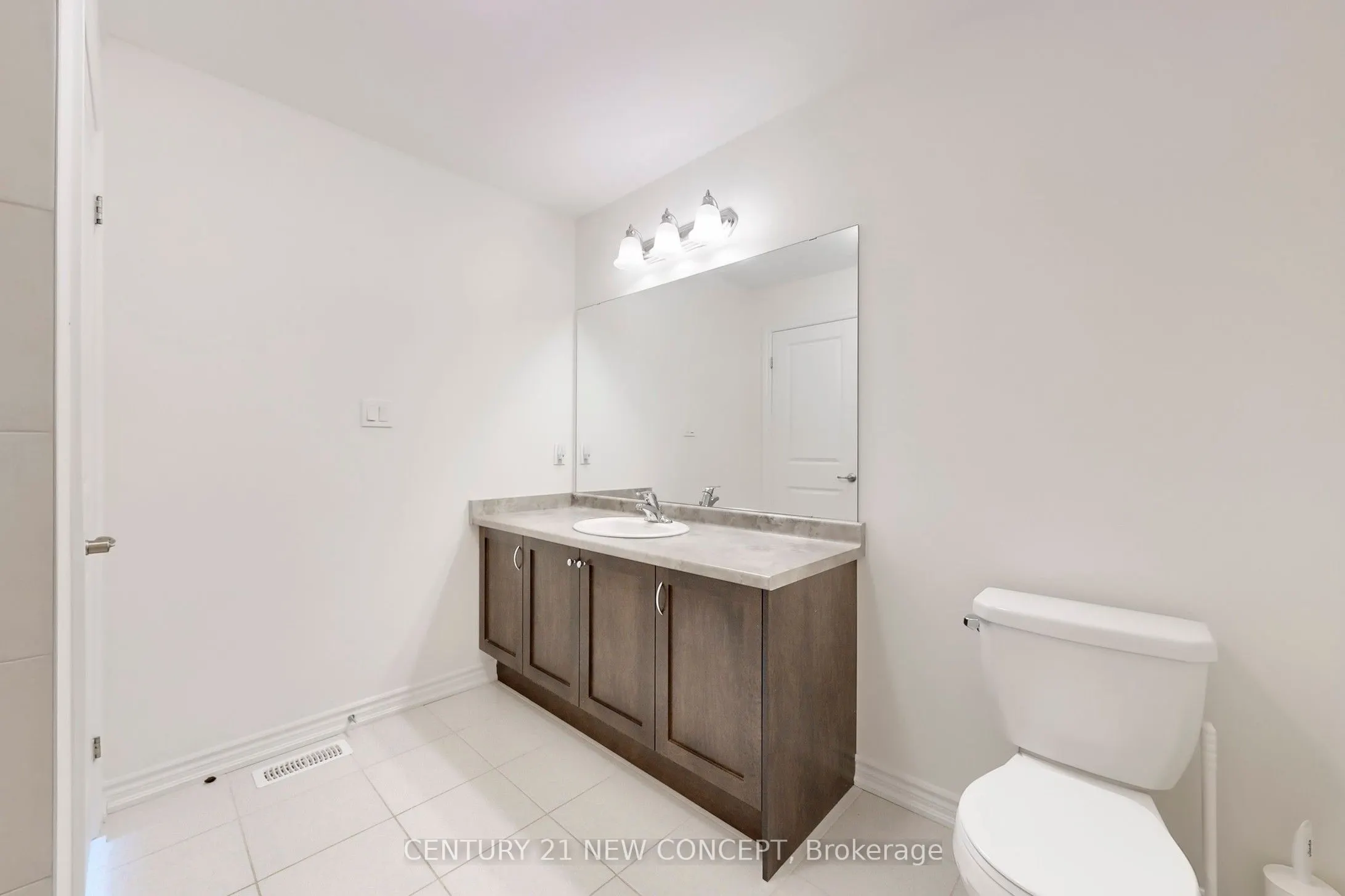 515 Garner Road W, #28
