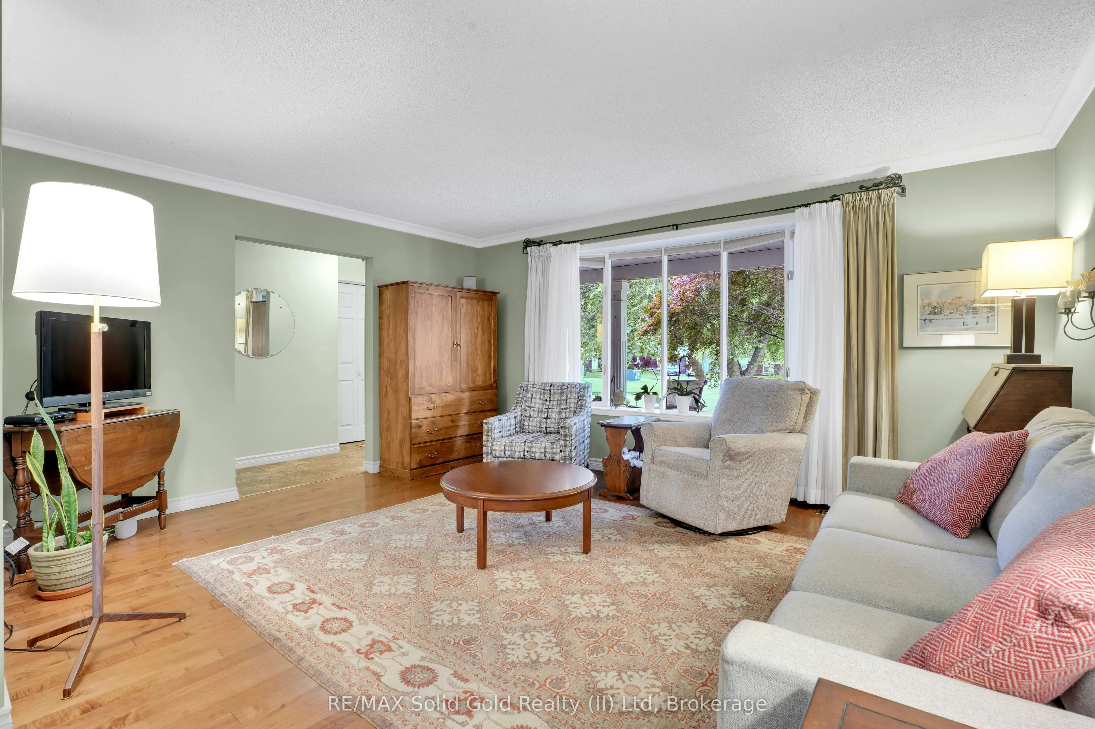 310 Daleside Place