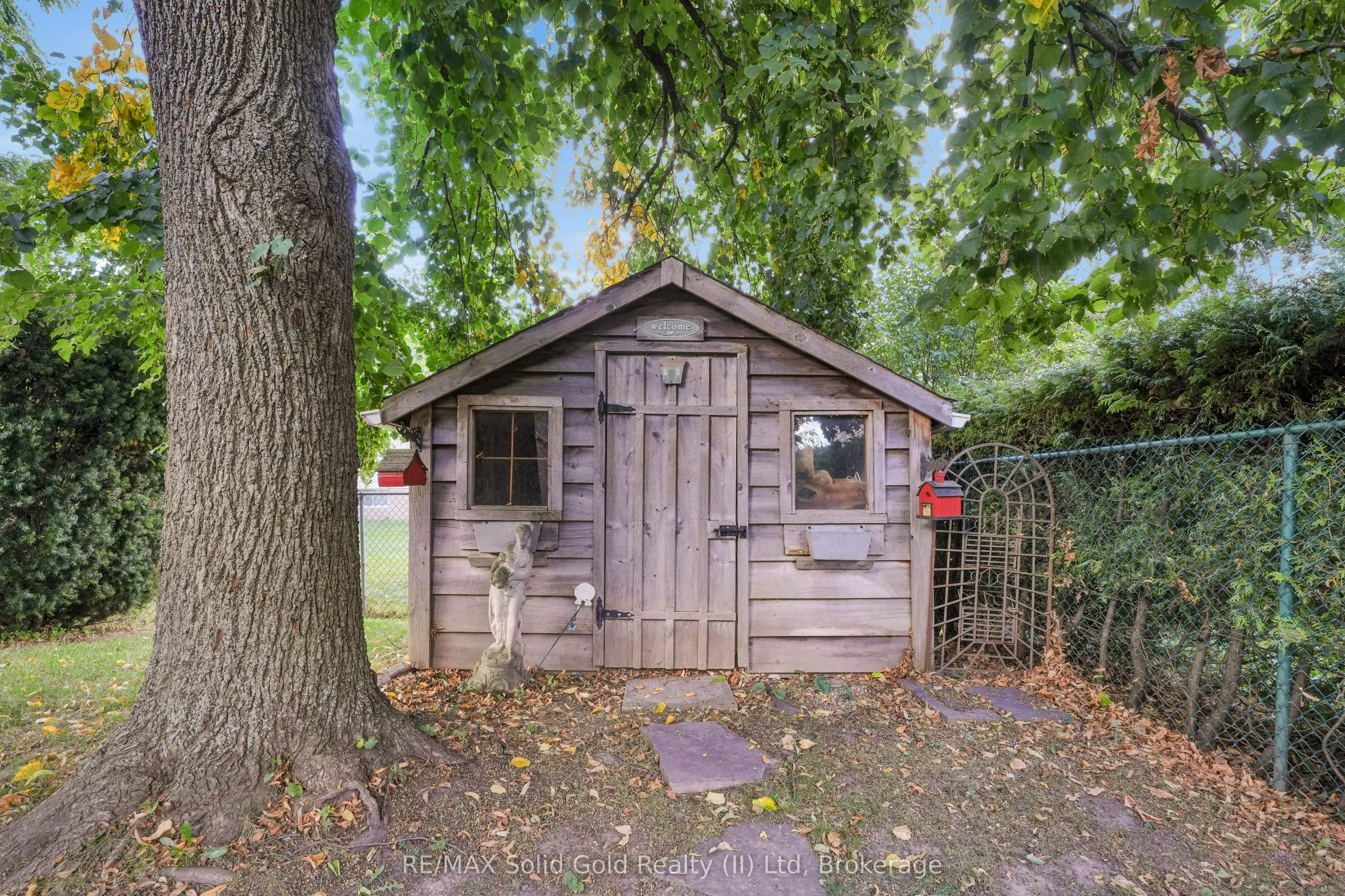 310 Daleside Place