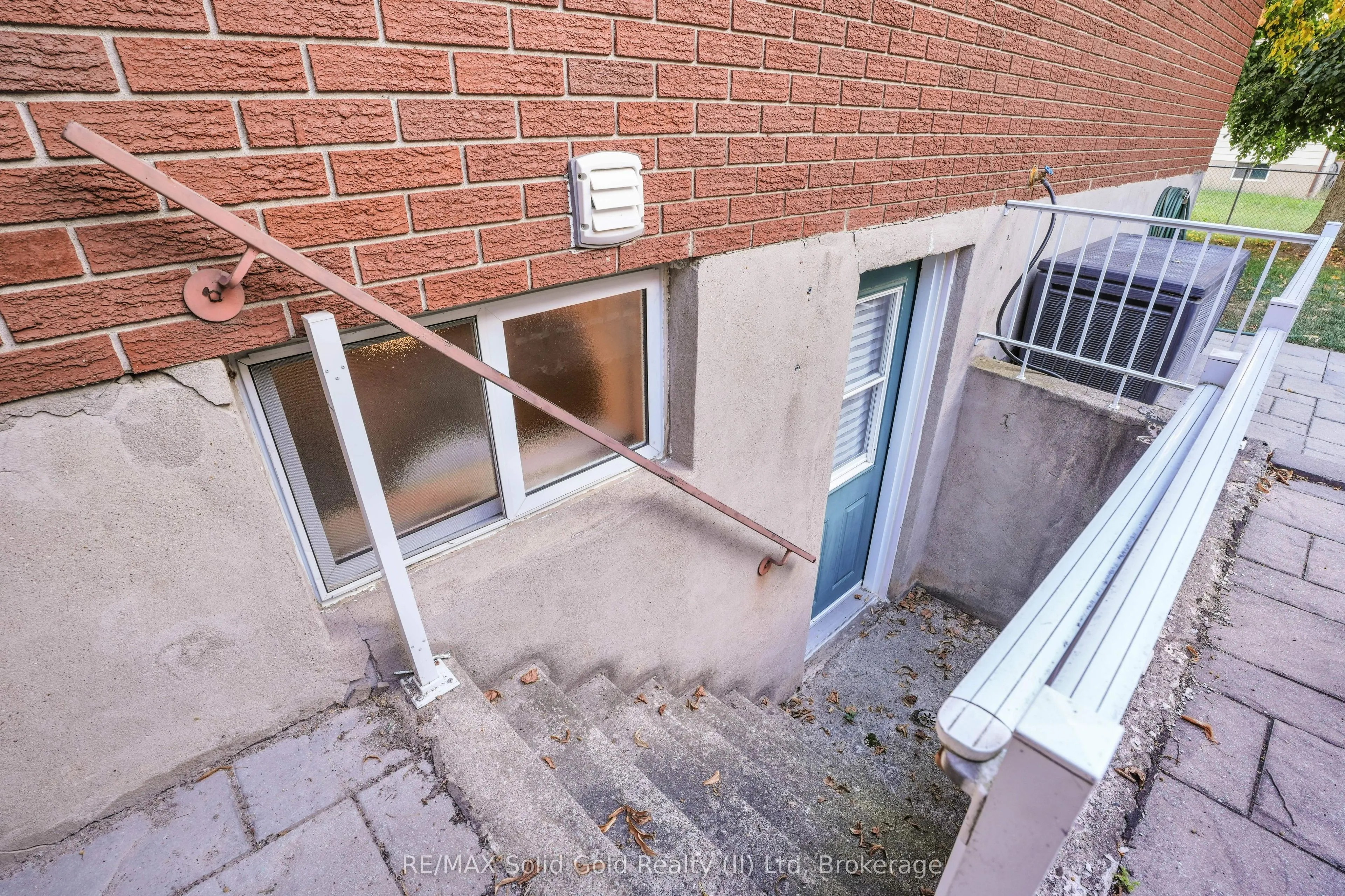 310 Daleside Place