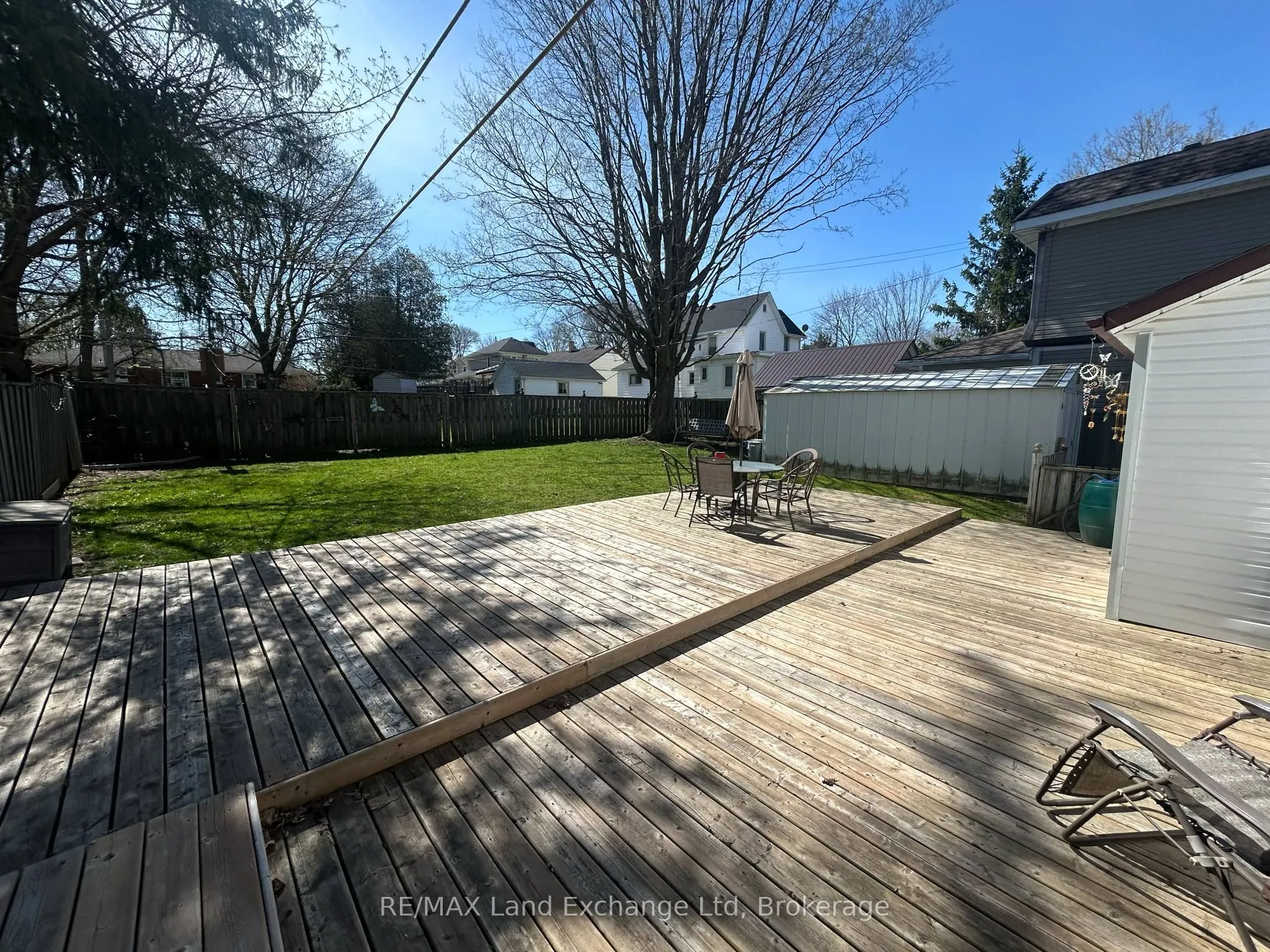 327 Frances Street