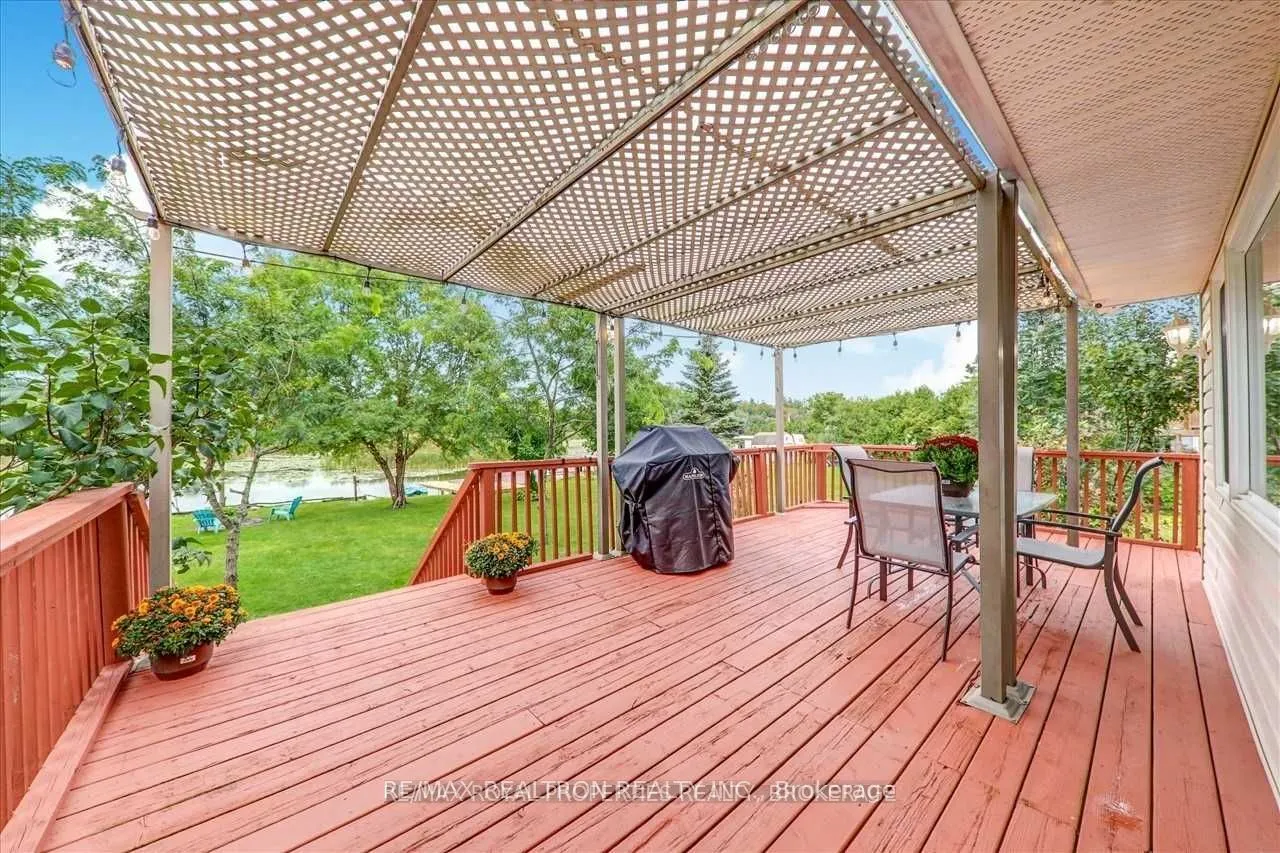27 MARILYN Crescent