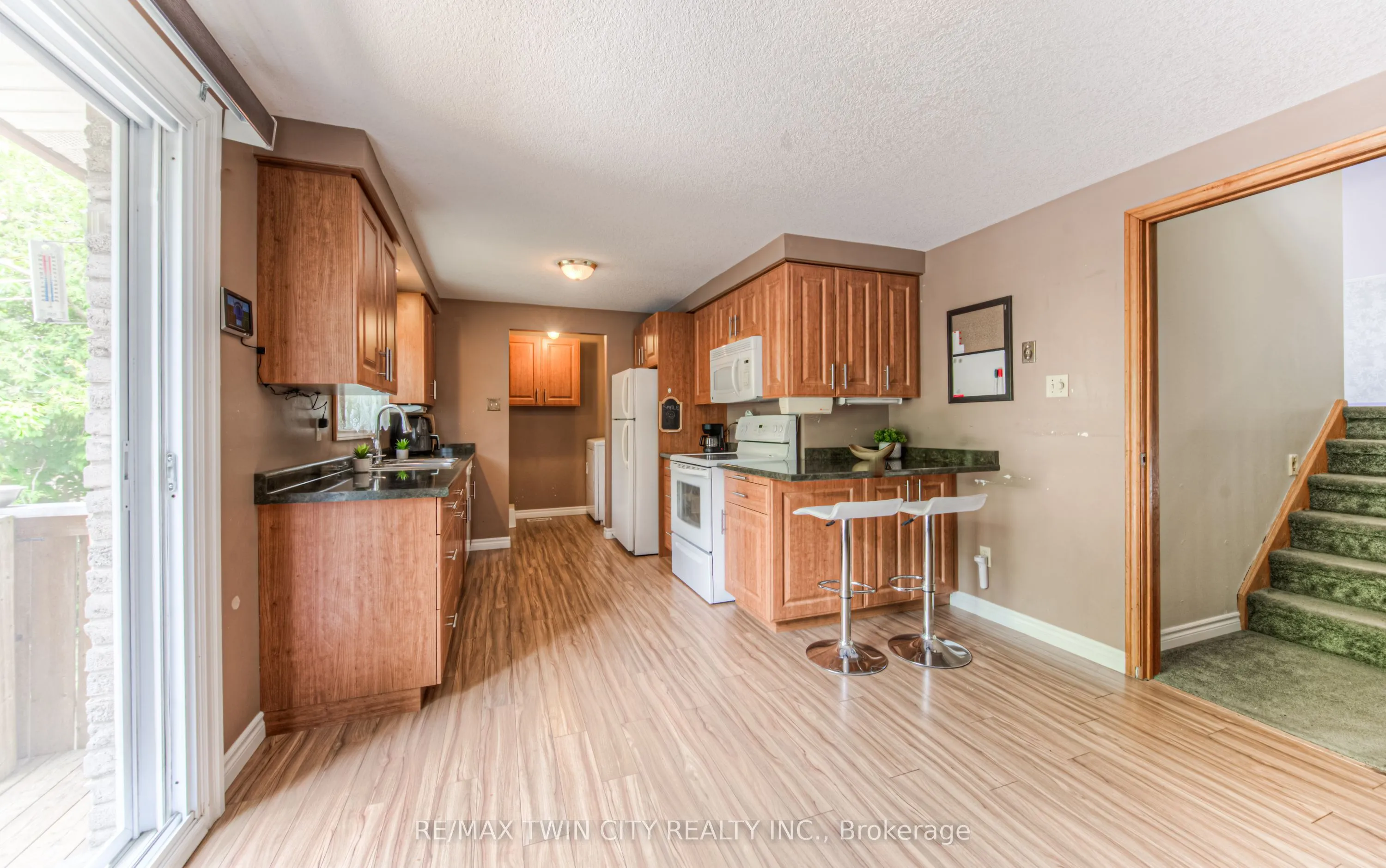 82 Roseneath Crescent