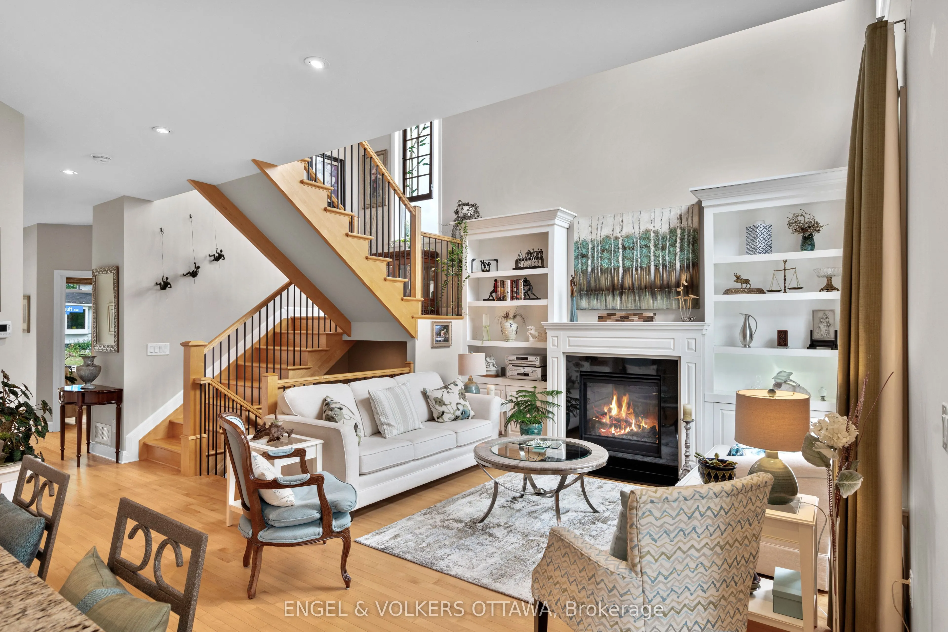 27 Esquimault Avenue