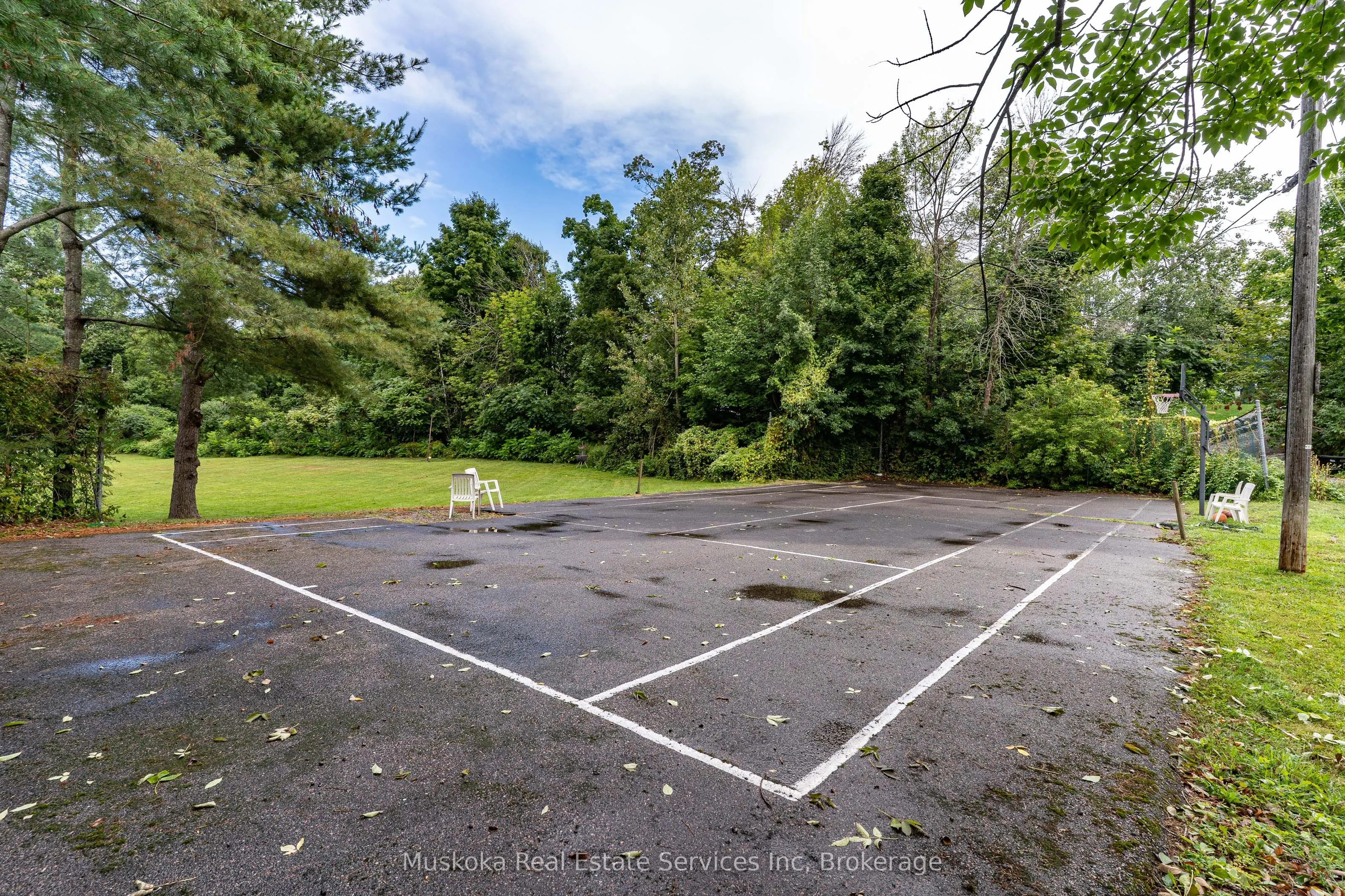 250 Wapaska Crescent
