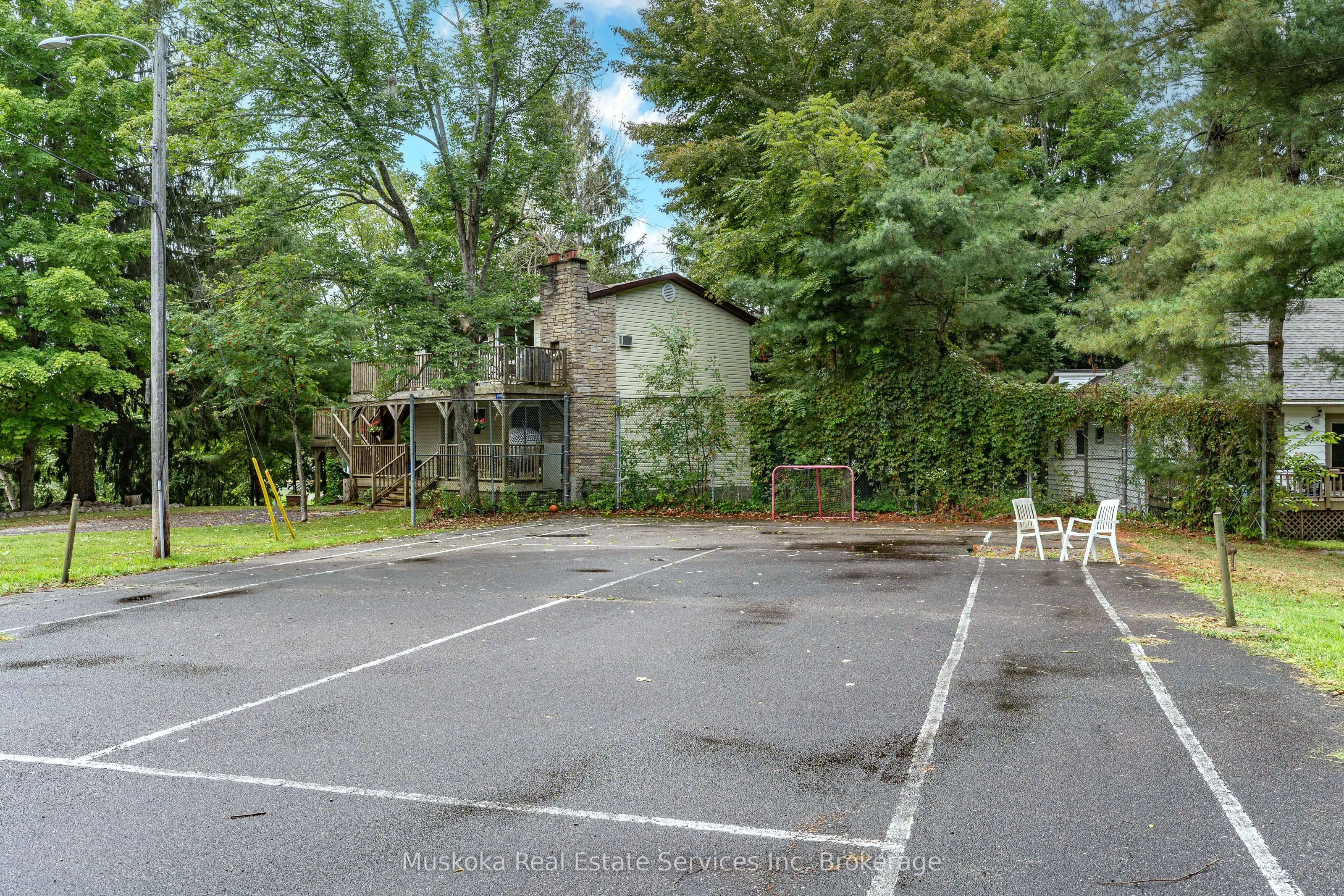 250 Wapaska Crescent