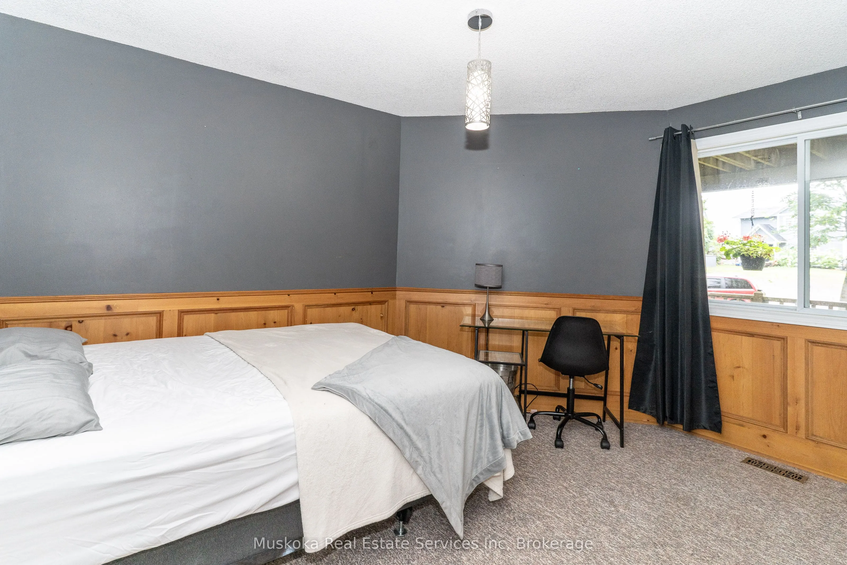250 Wapaska Crescent