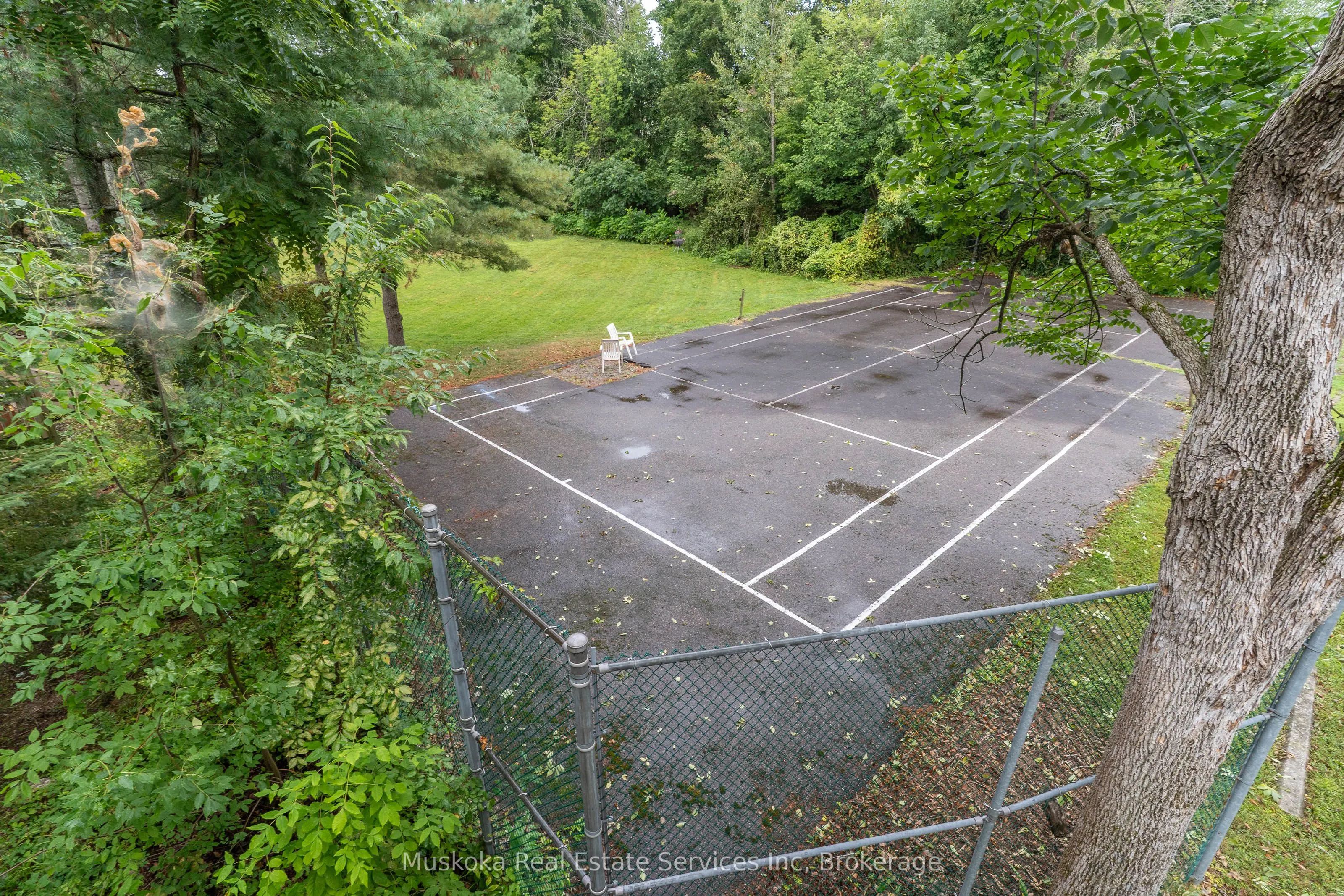 250 Wapaska Crescent