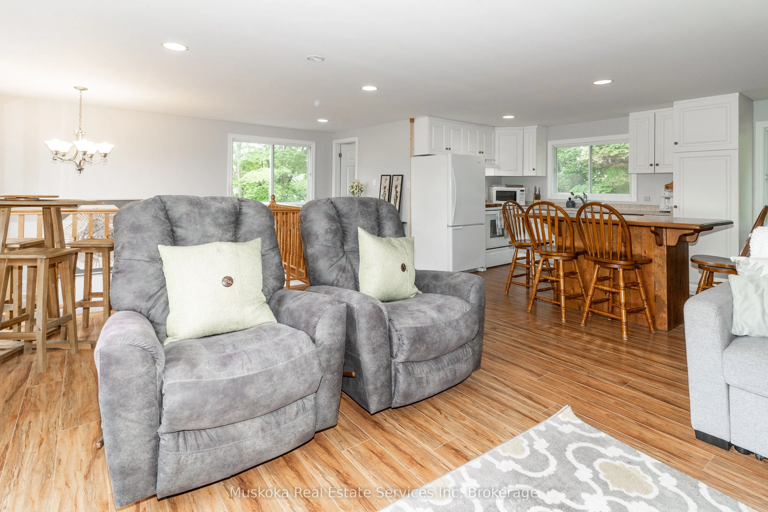 250 Wapaska Crescent